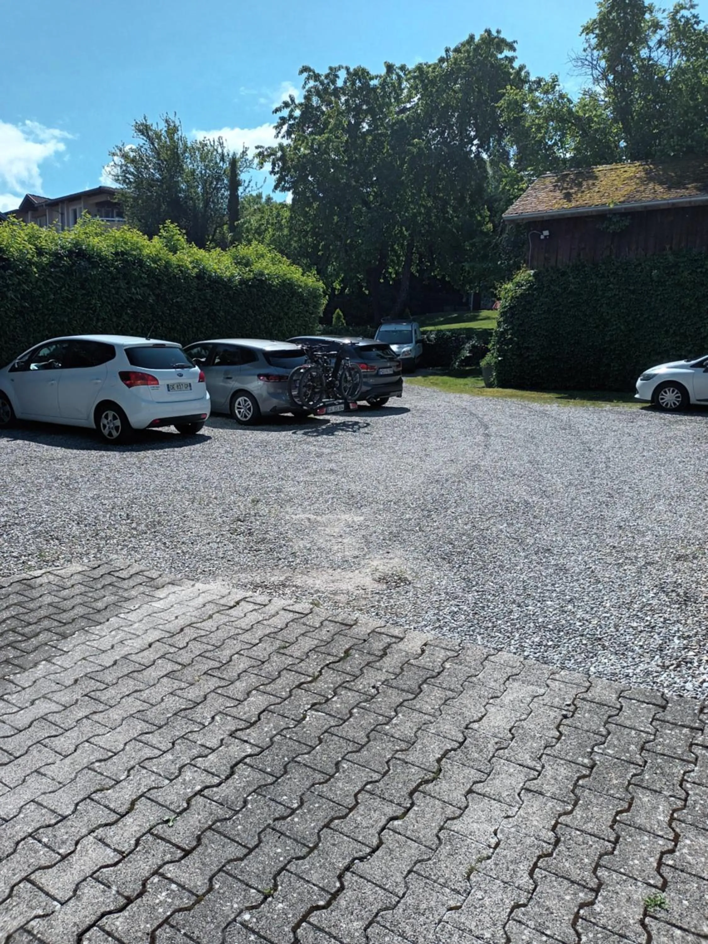 Parking in L'Oasis