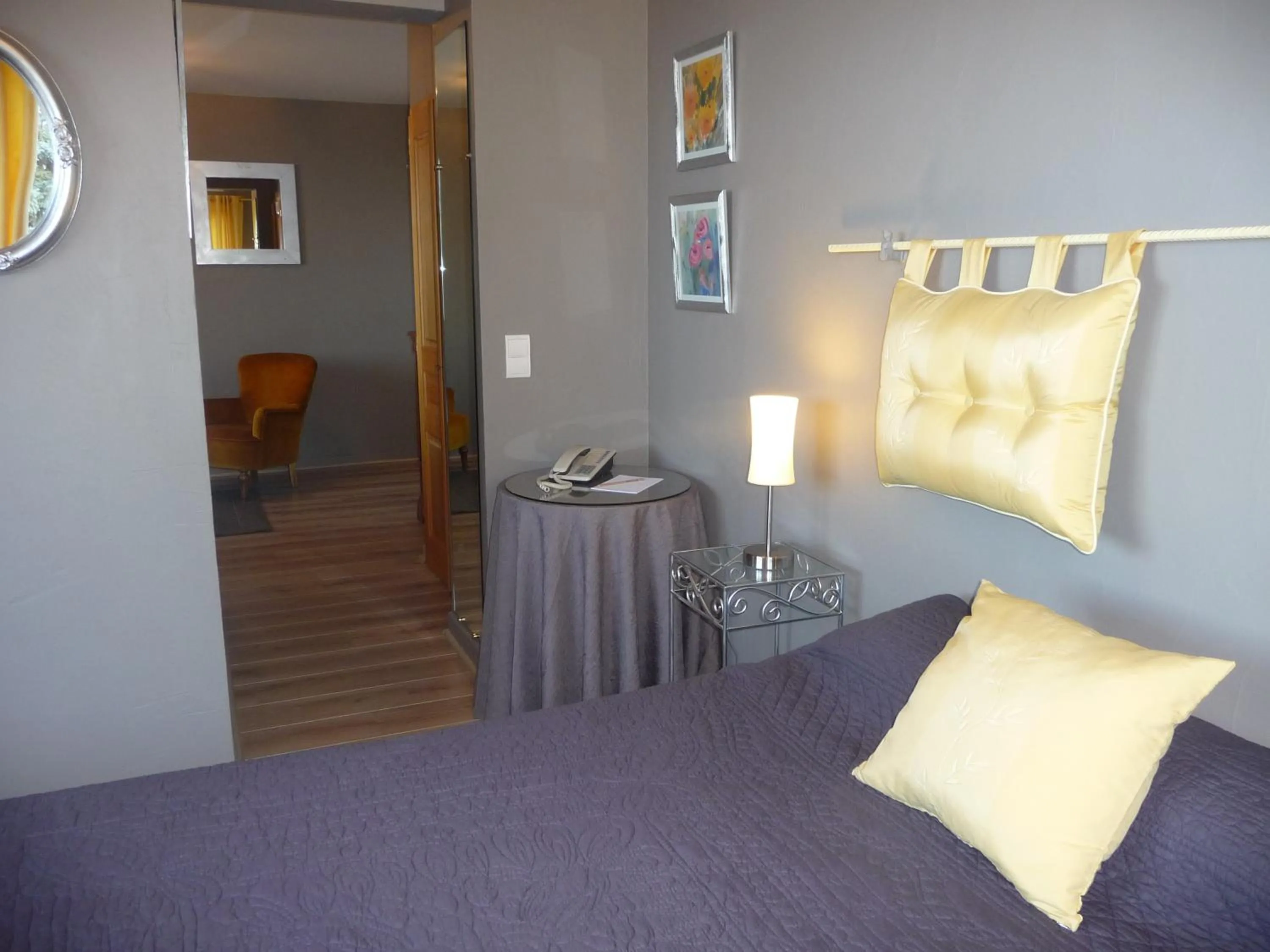 Bed in L'Oasis