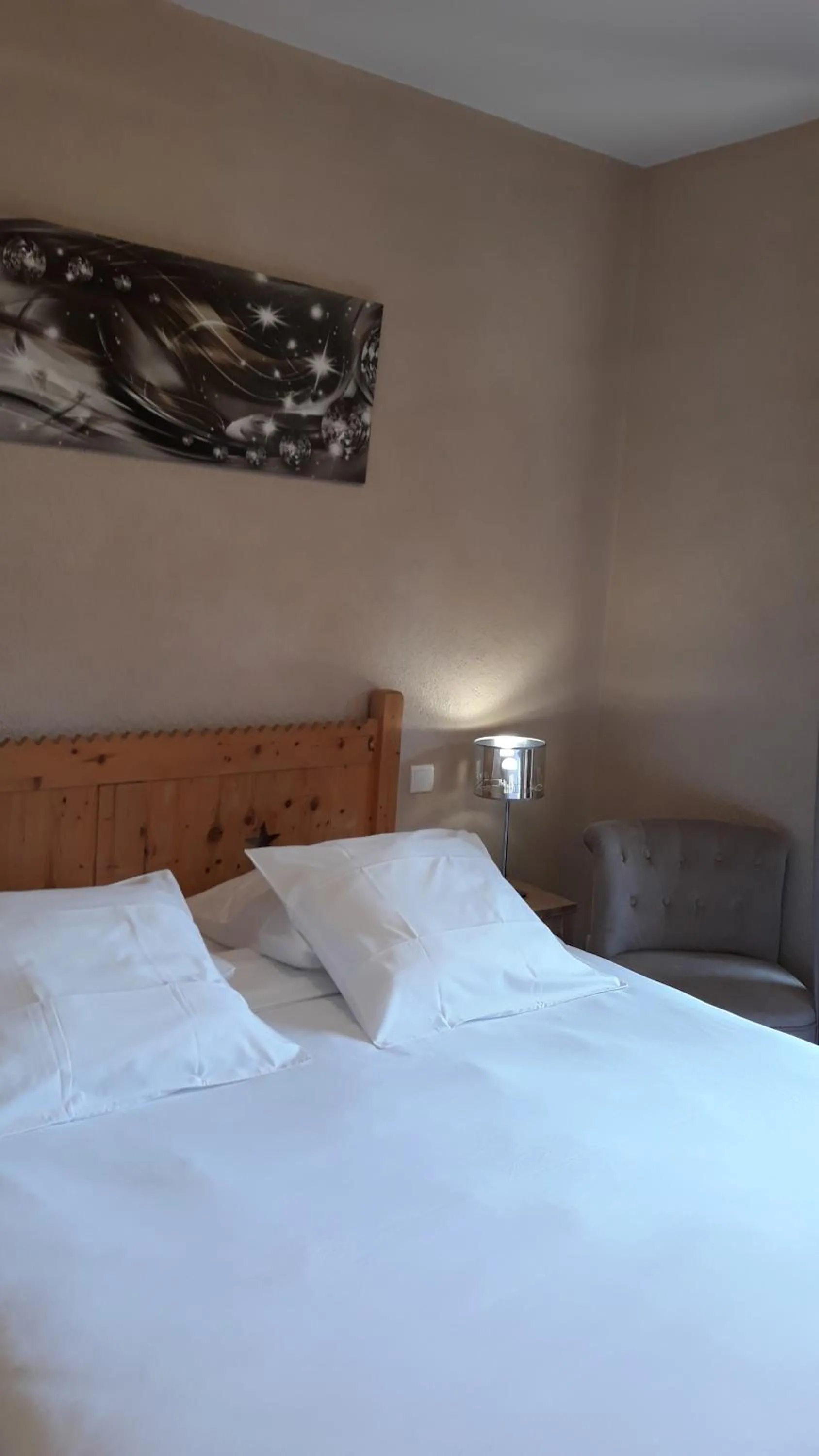 Bed in L'Oasis