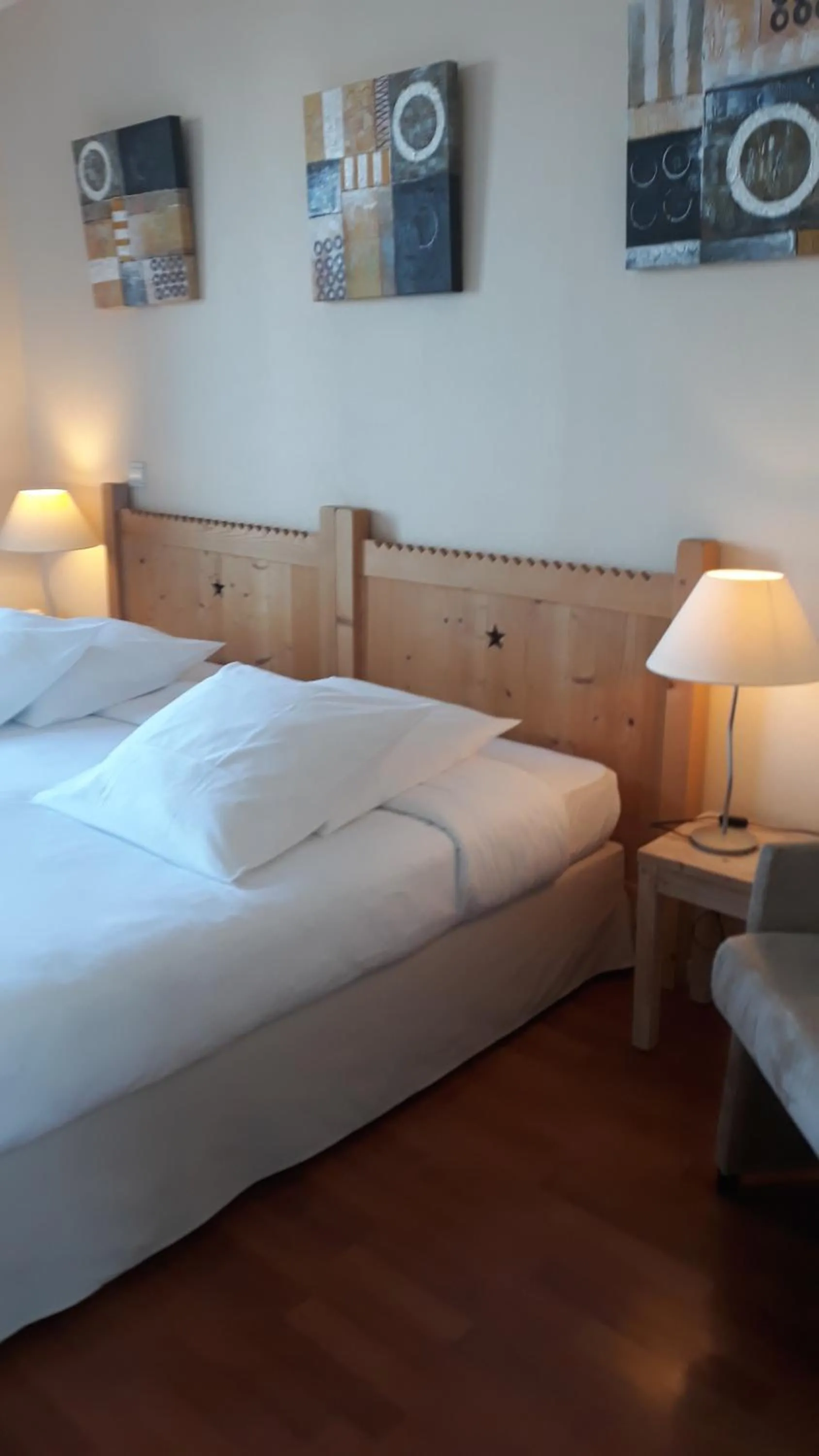 Bed in L'Oasis