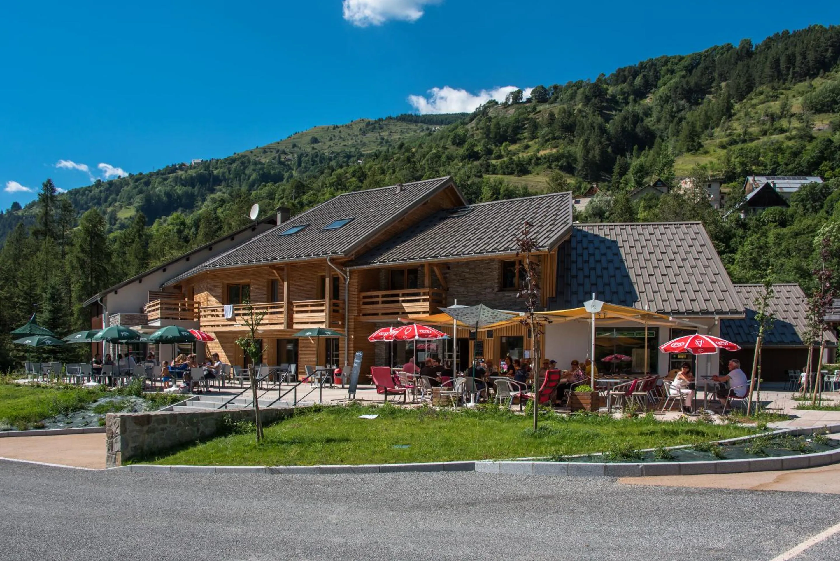 Patio in Auberge de la Gravière