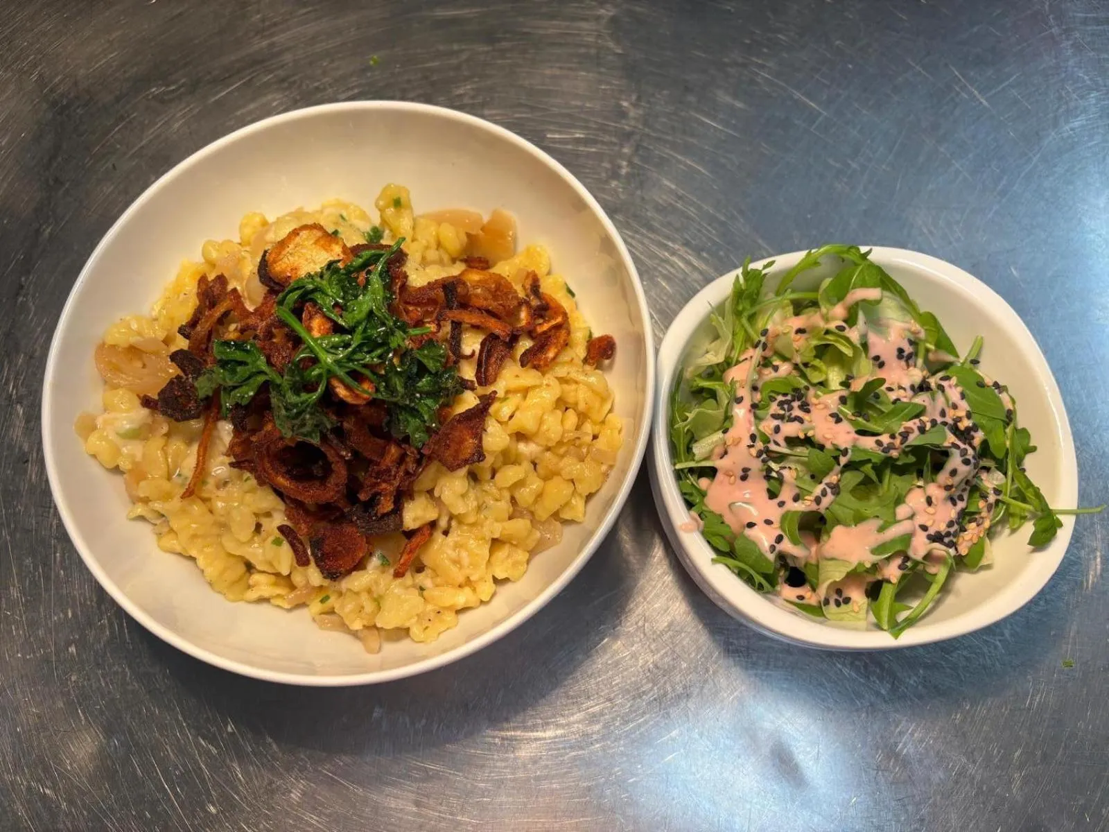Dining area in Auberge de la Gravière