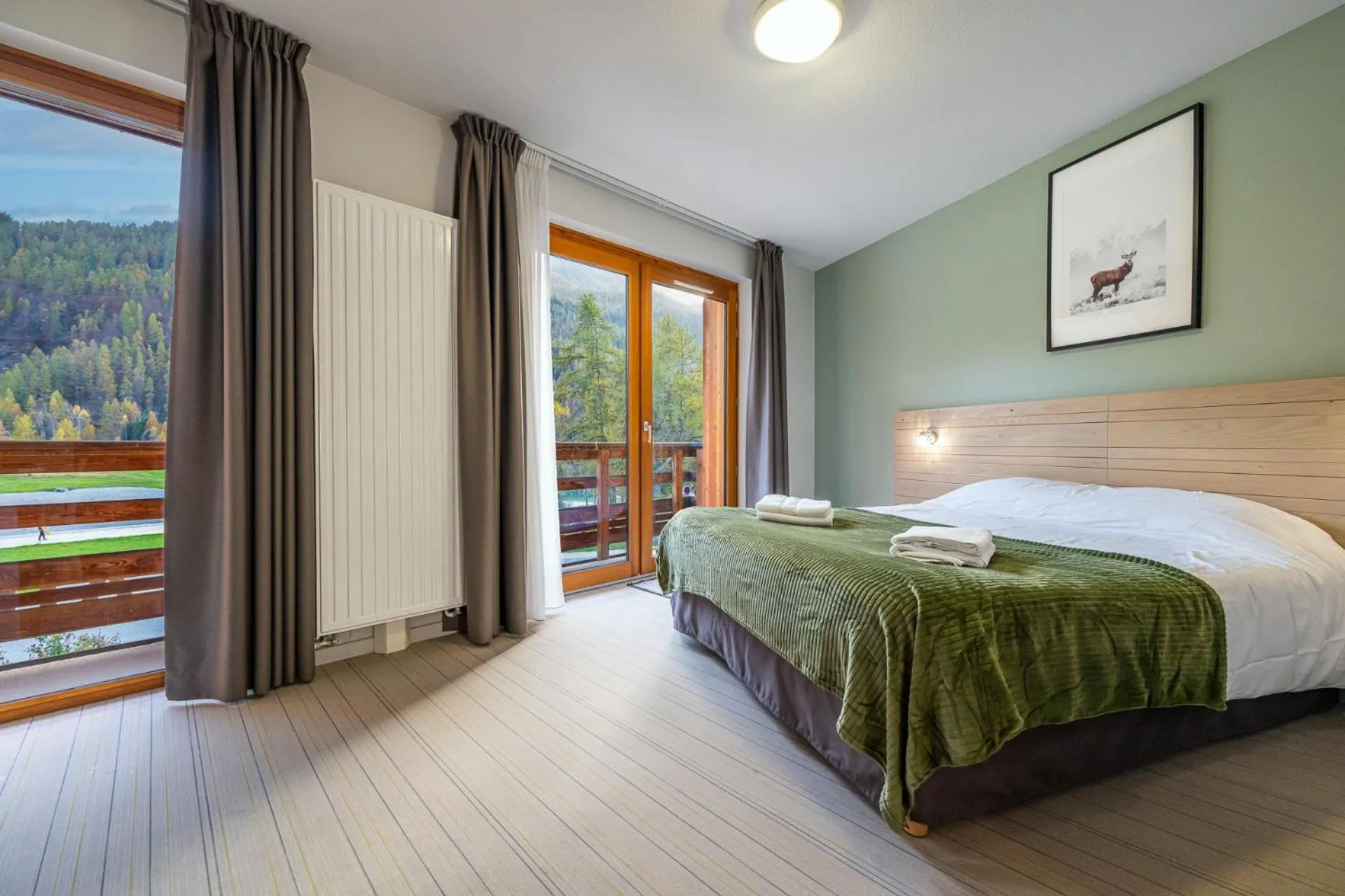 Bedroom, Bed in Auberge de la Gravière