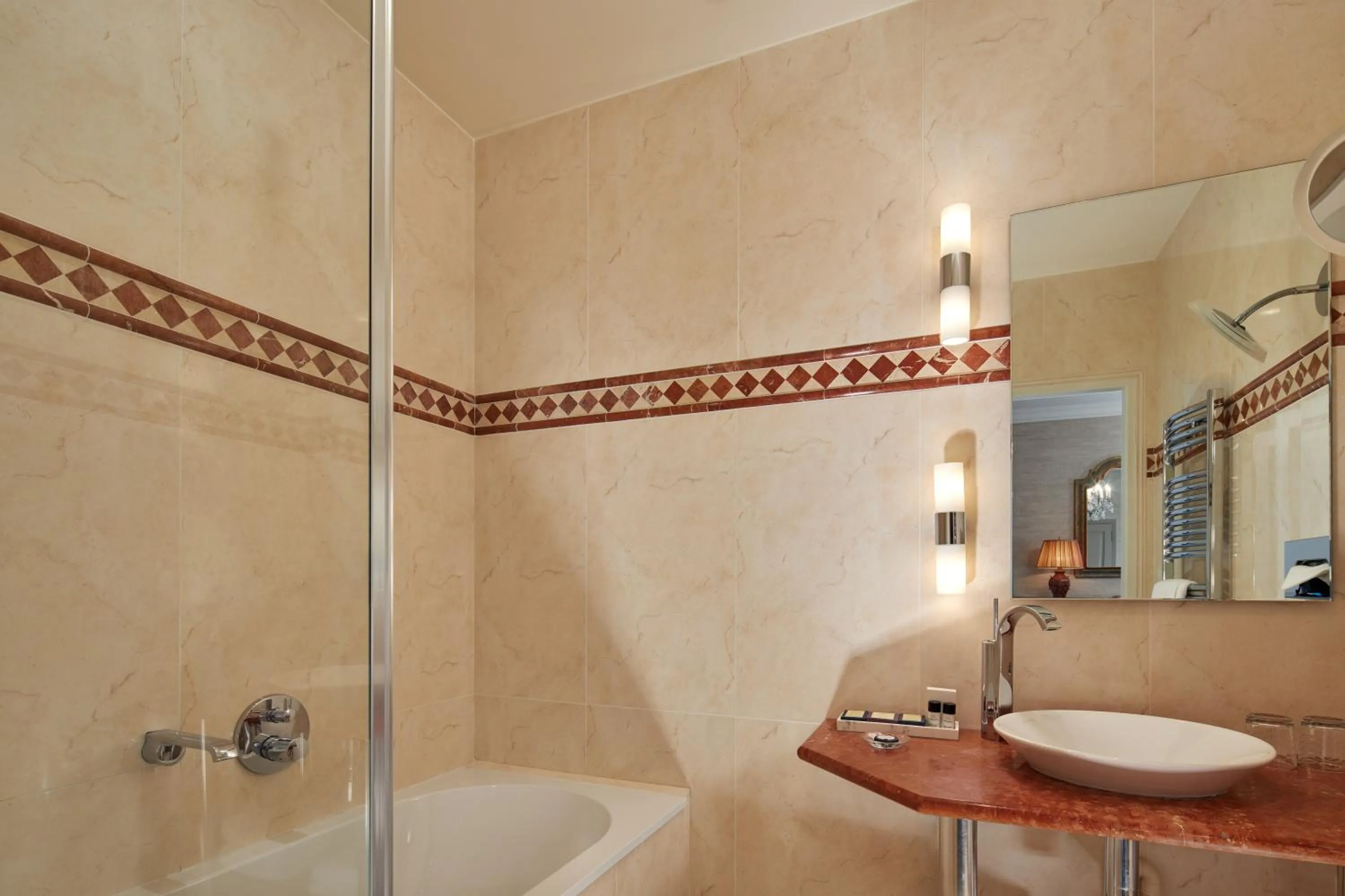 Bathroom in Le Clos De Bourgogne