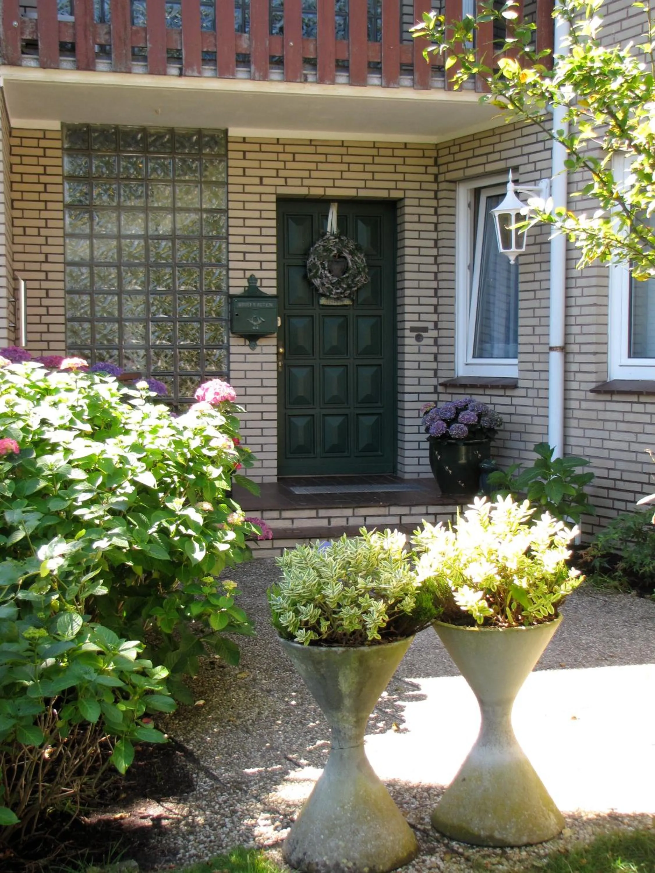 Facade/entrance in Strandhotel-Najade