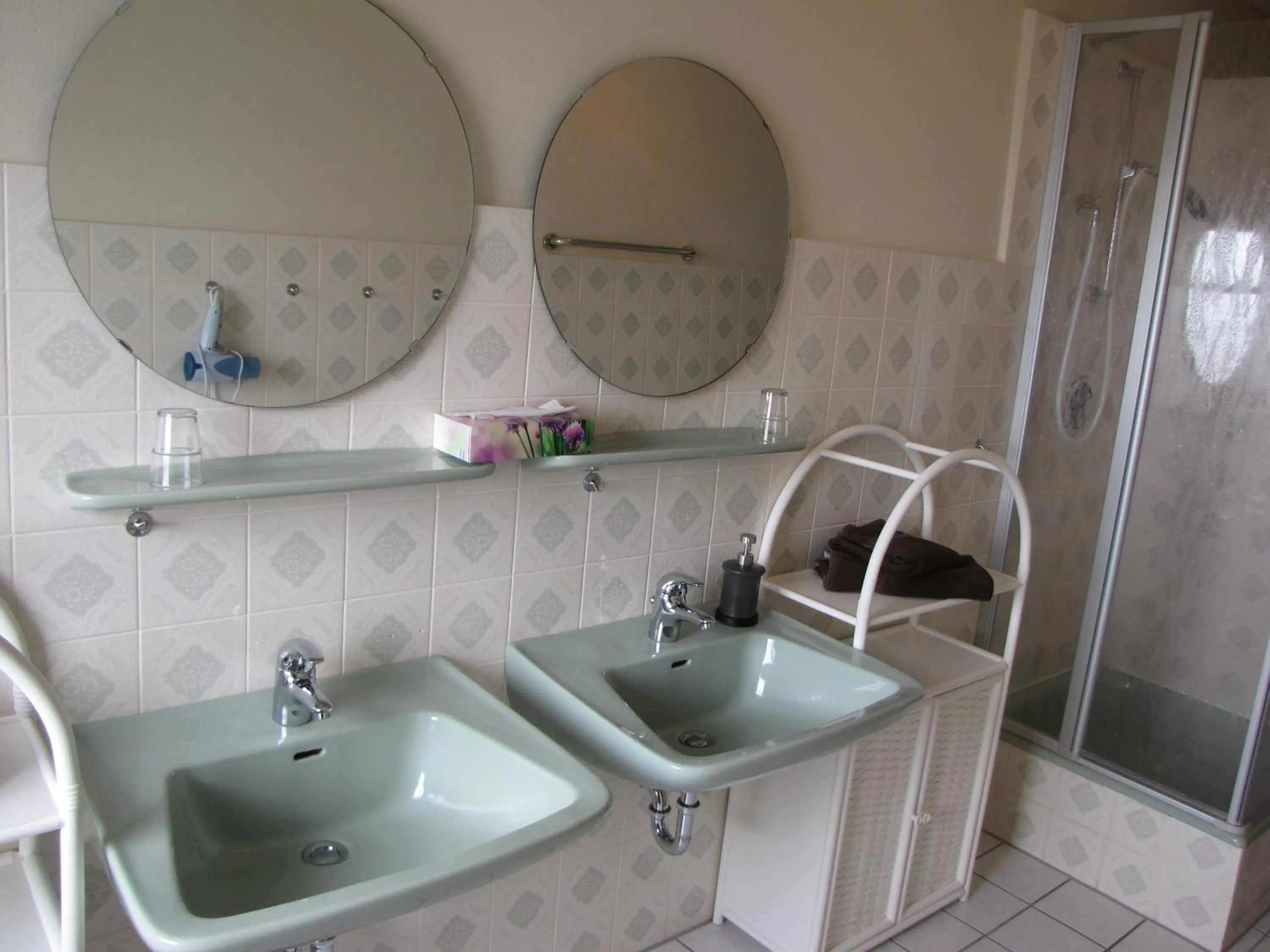 Shower in Strandhotel-Najade
