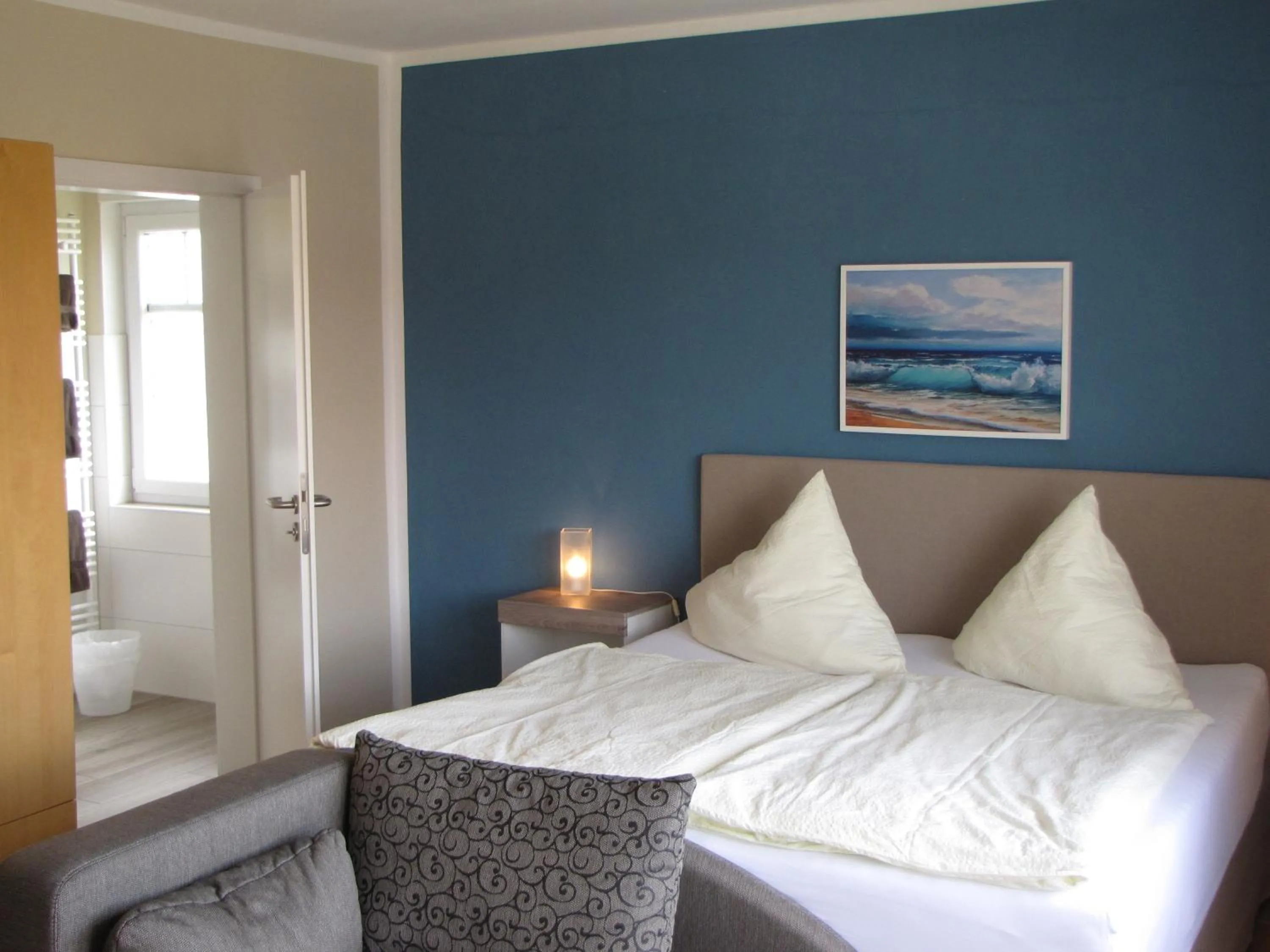 Photo of the whole room, Bed in Strandhotel-Najade