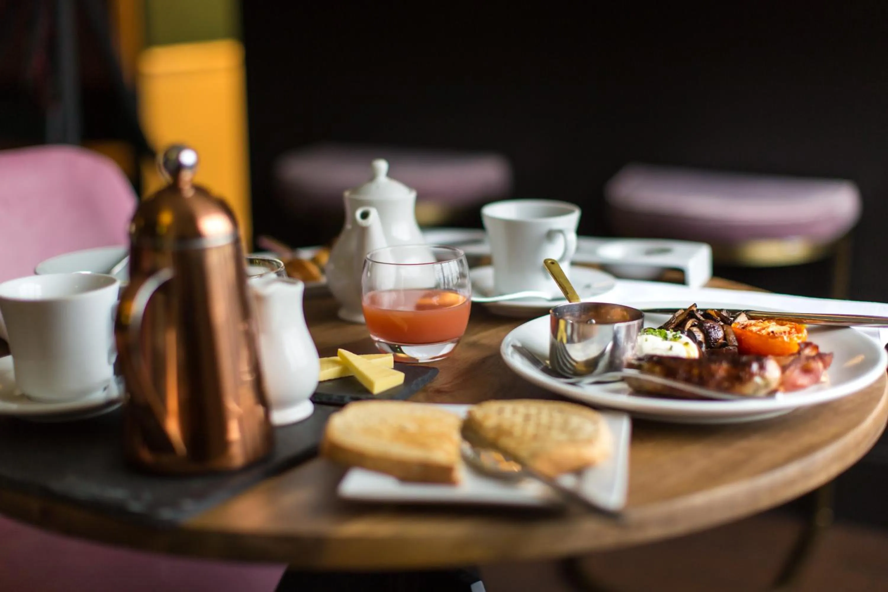 Breakfast in Limestone Hotel