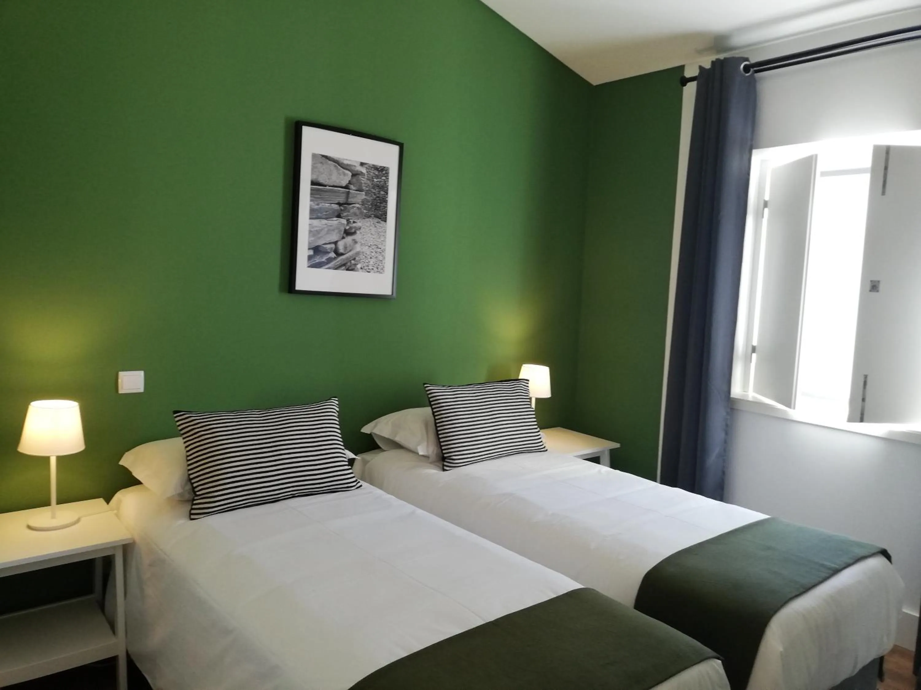 Bed in Villa Graça -Hostels and Apartments