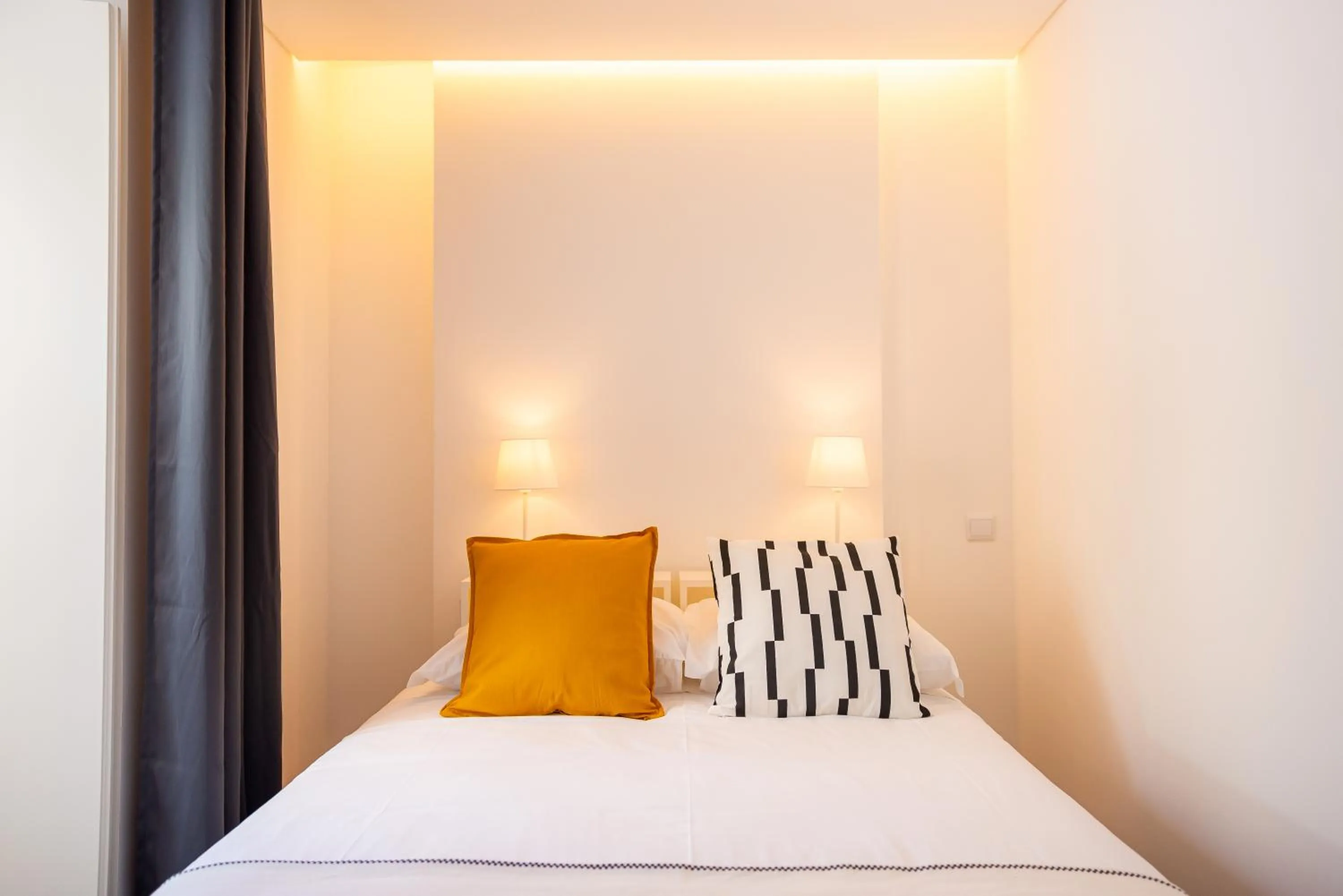 Bed in Villa Graça -Hostels and Apartments