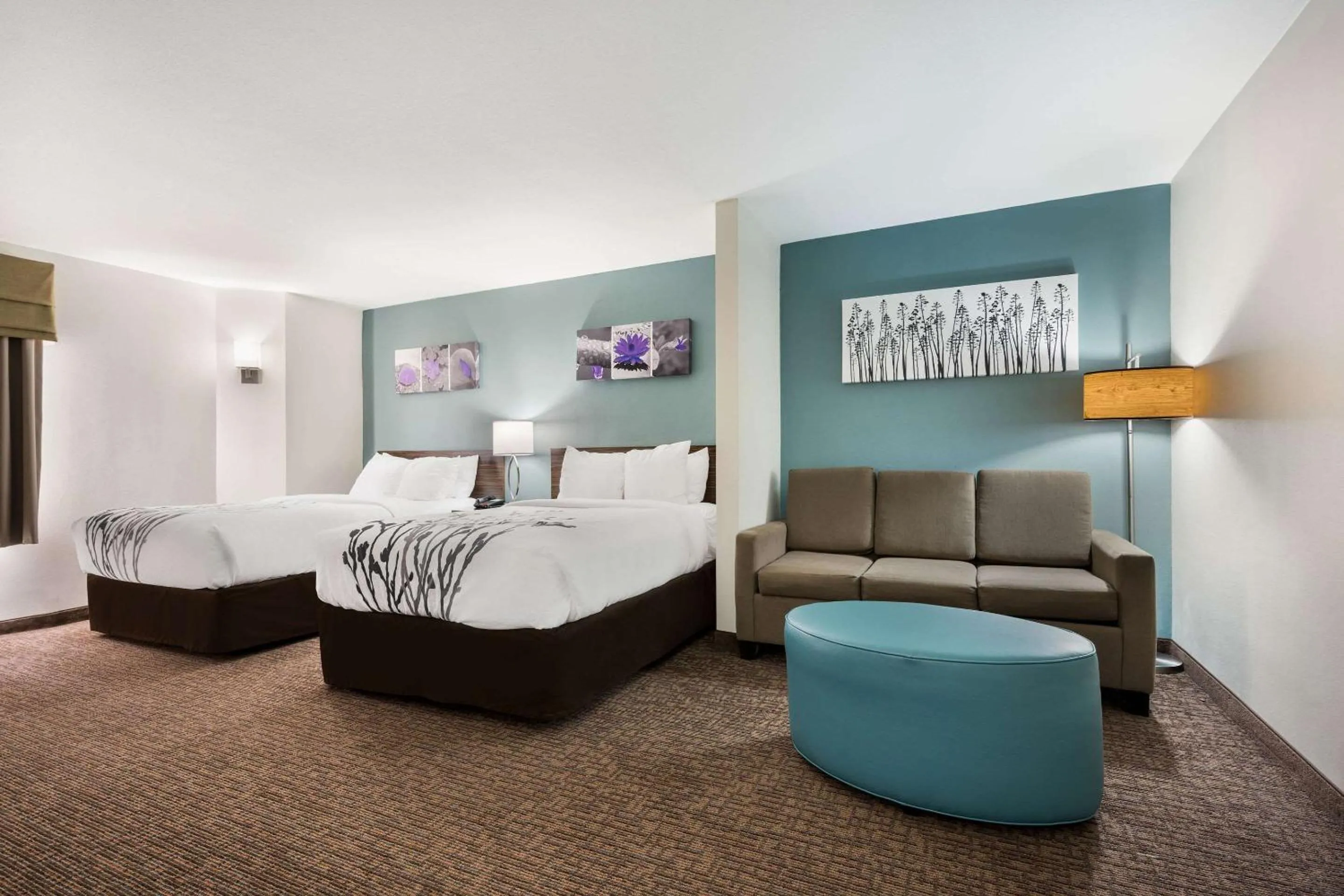 Bedroom, Bed in Sleep Inn & Suites Cullman I-65 exit 310