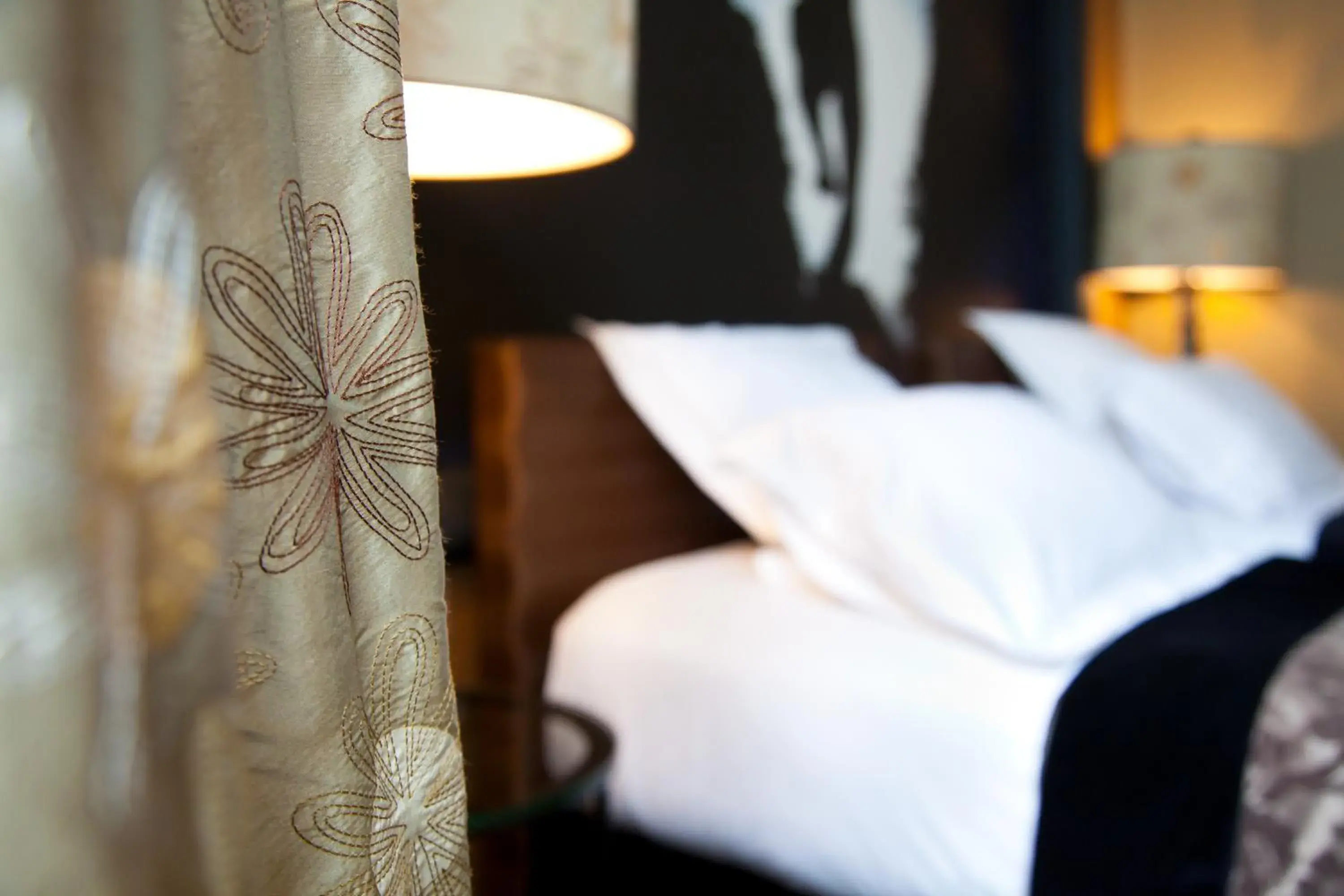 Bed in Hotel Fontaines du Luxembourg Bed in Hotel Fontaines du Luxembourg