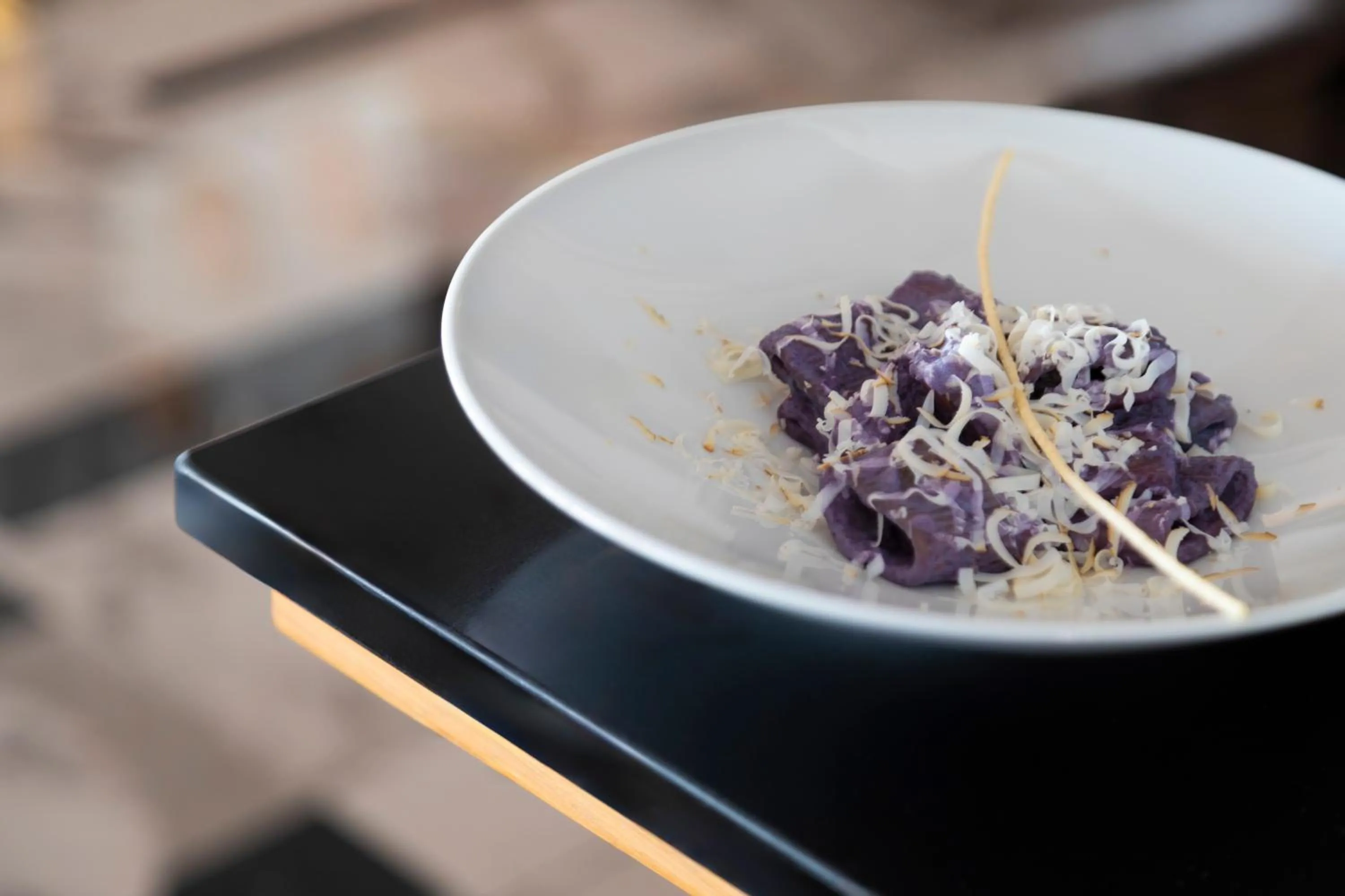 Restaurant/places to eat in Midenza Seaside & Nature Retreat