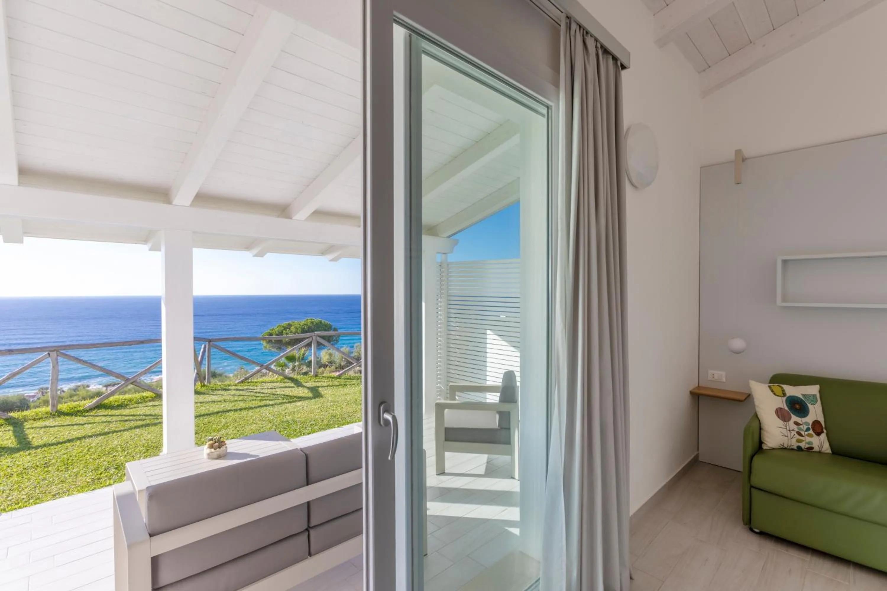 Sea view in Midenza Seaside & Nature Retreat