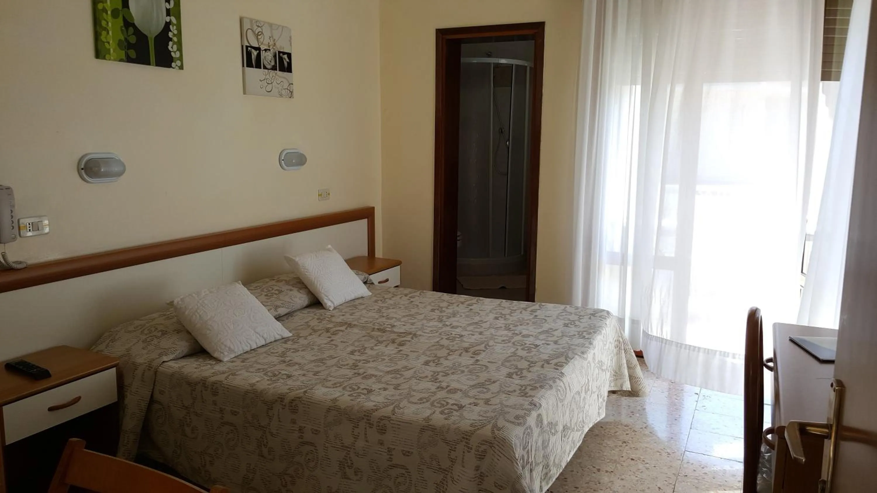 Bed in Hotel Marietta