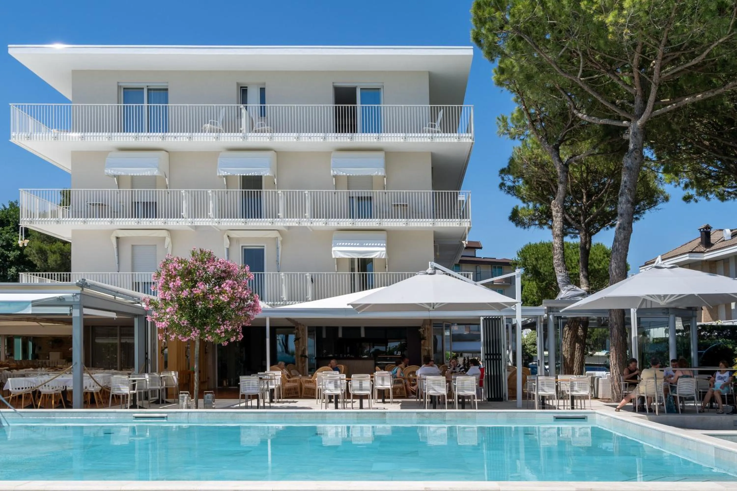 Property building in Hotel Bauer & Sporting