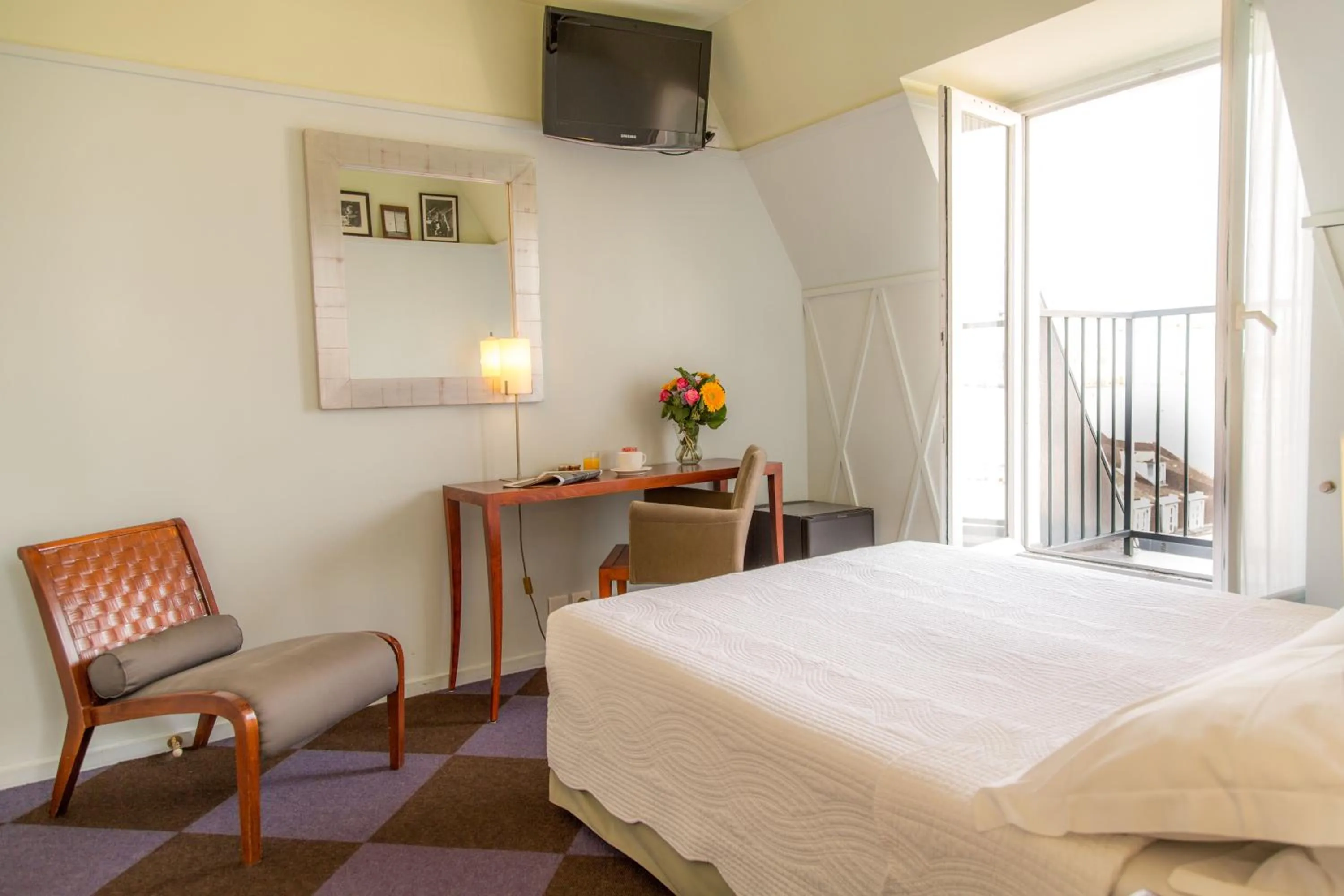 Bed in Hôtel Quartier Latin