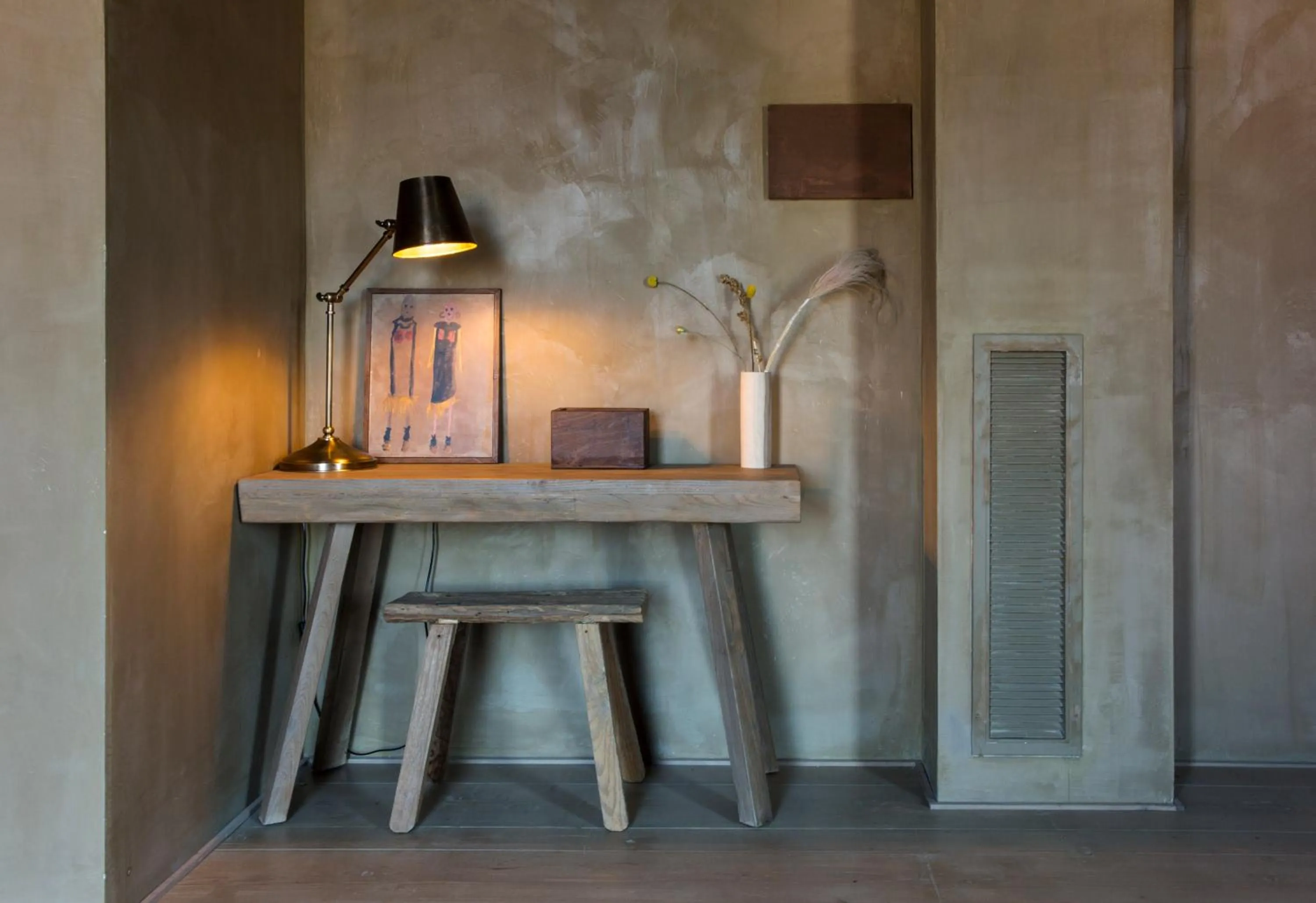 hair dresser in Life Gallery Hotel & Spa