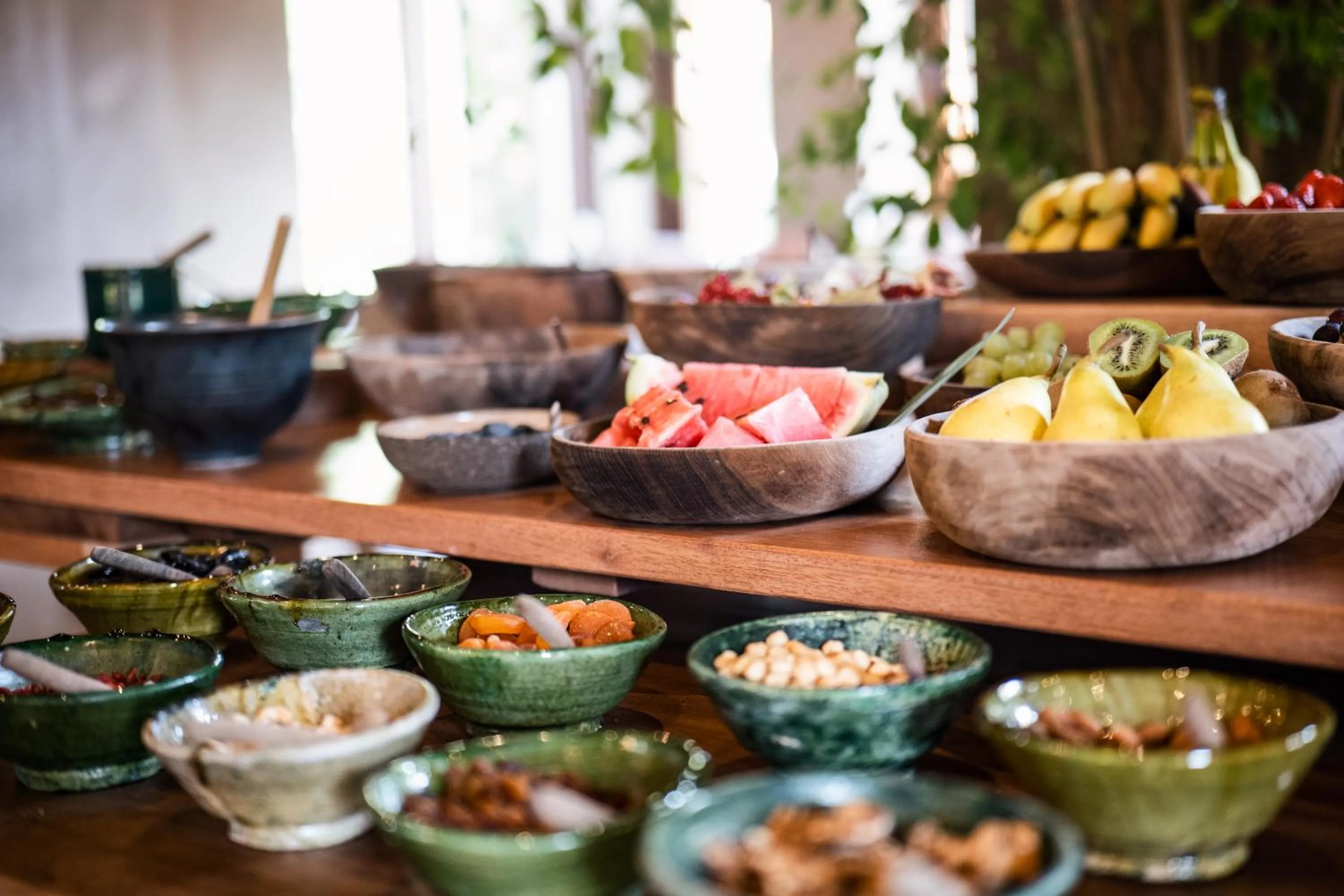 Restaurant/places to eat in Life Gallery Hotel & Spa