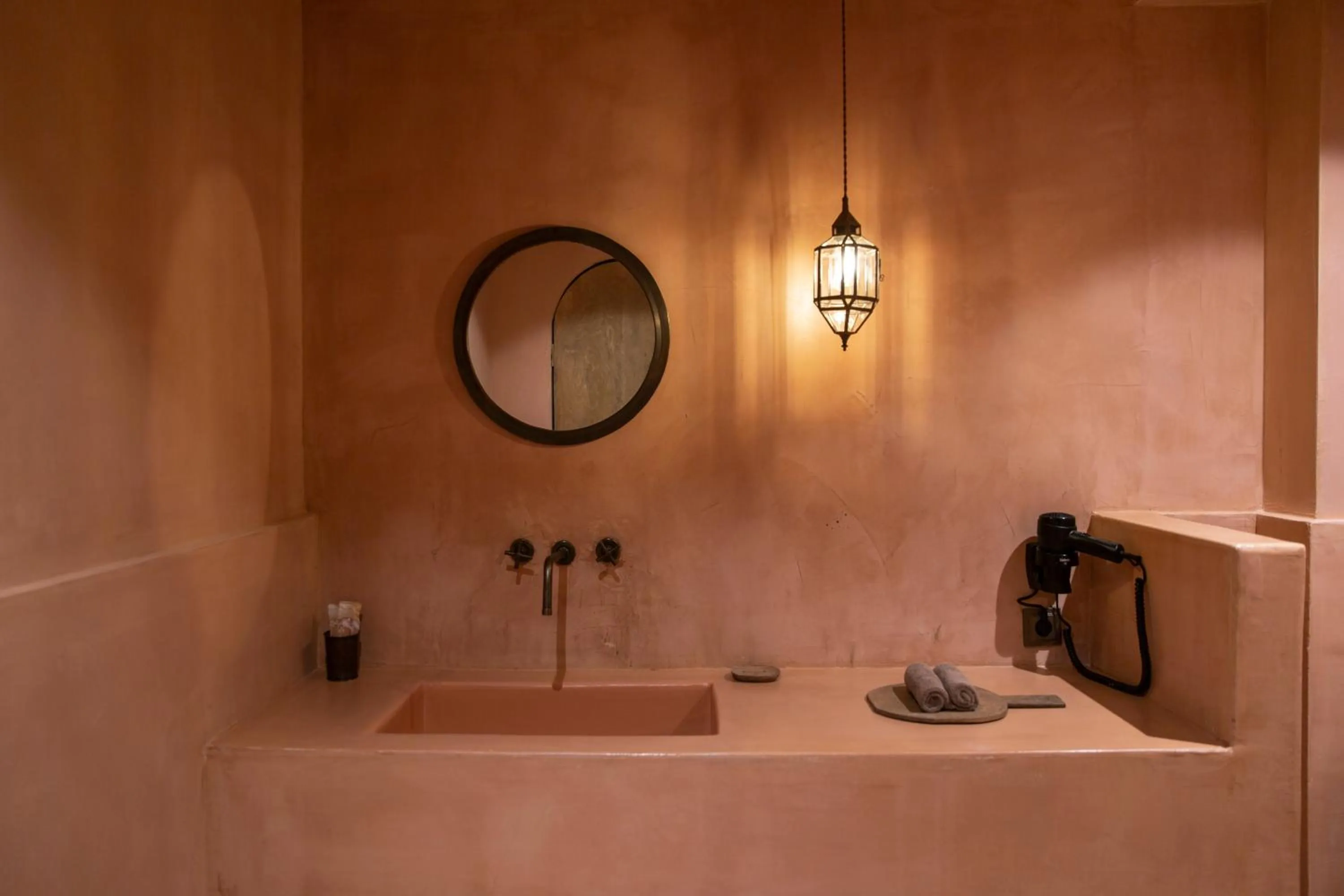 Toilet in Life Gallery Hotel & Spa