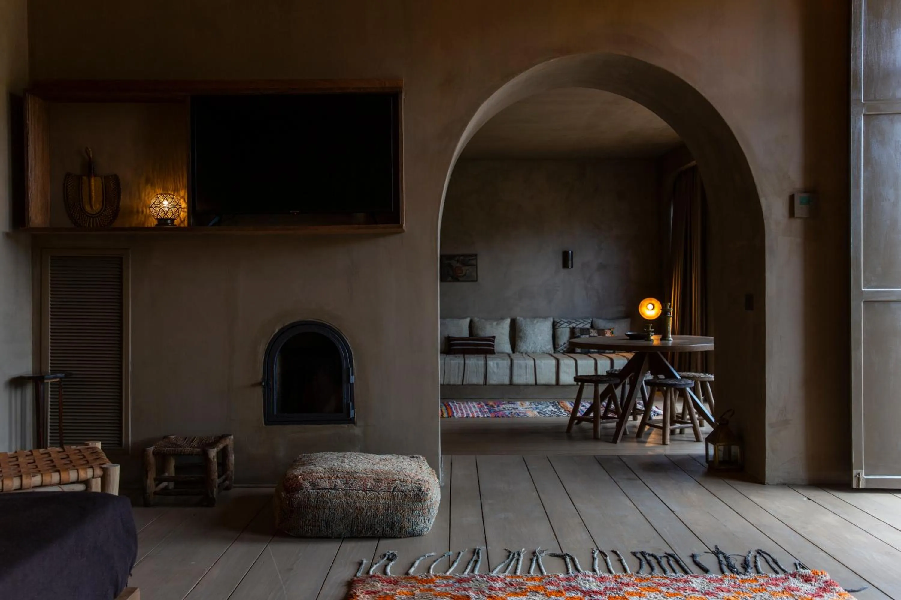 Bed in Life Gallery Hotel & Spa