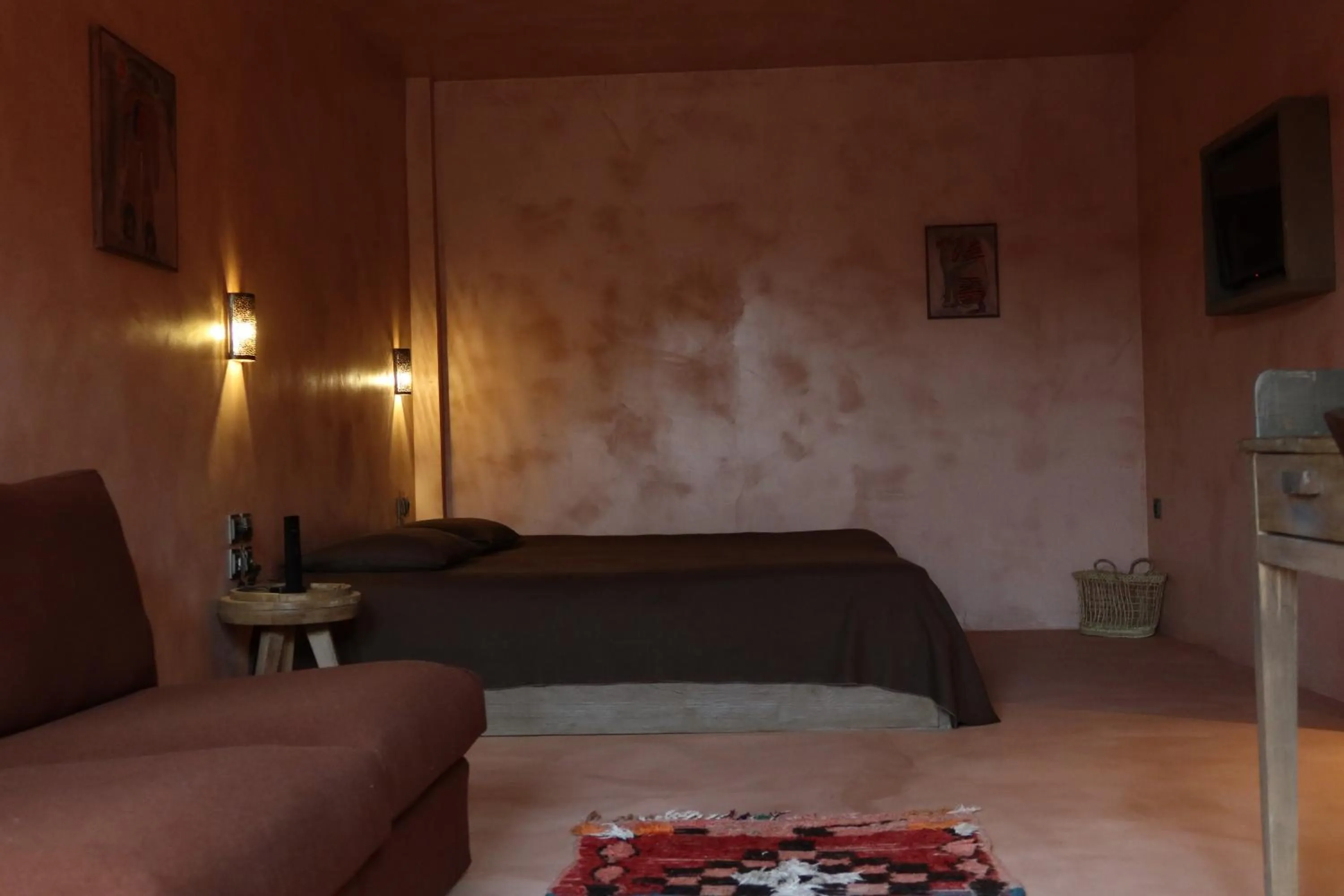 Bedroom, Bed in Life Gallery Hotel & Spa