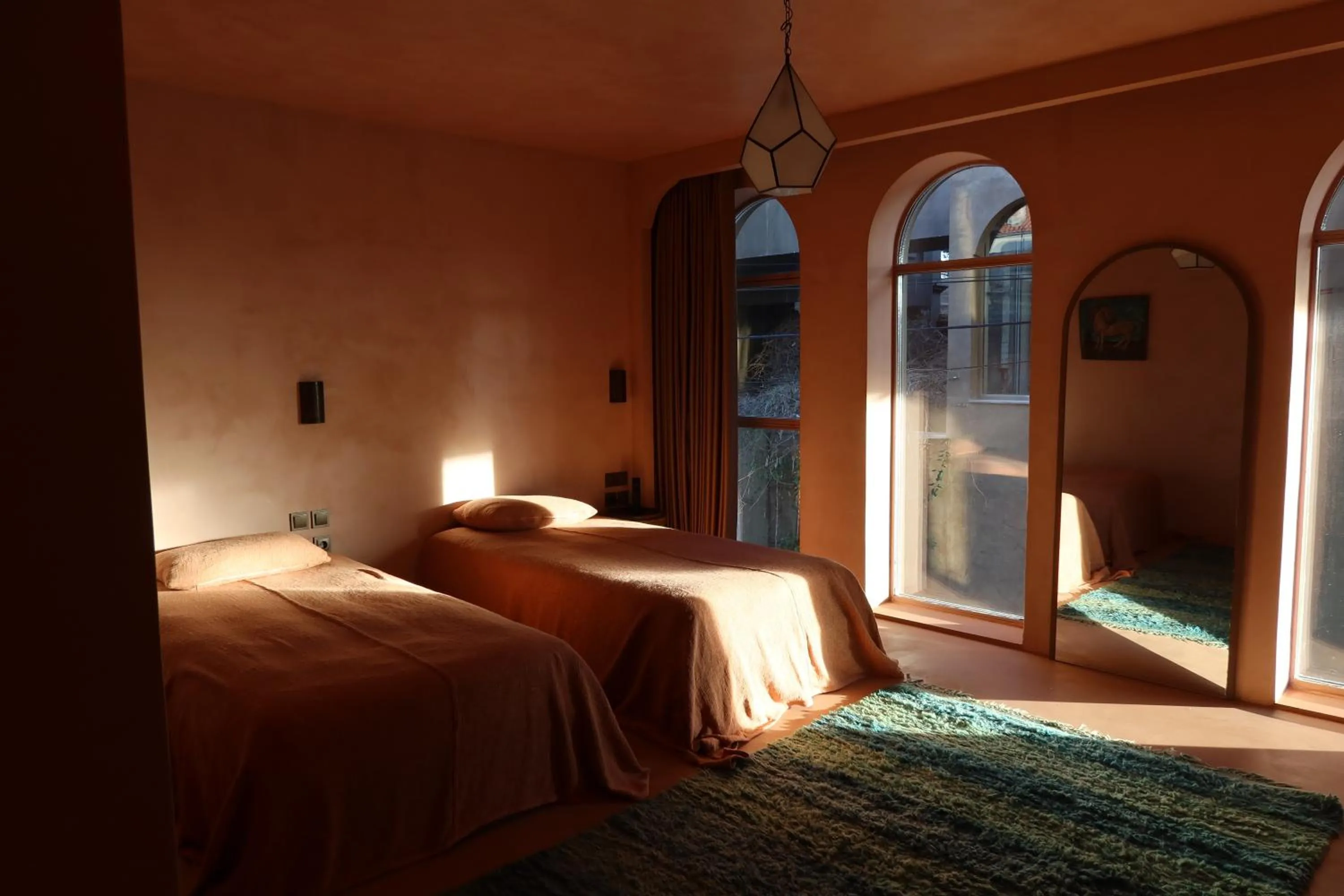 Bed in Life Gallery Hotel & Spa