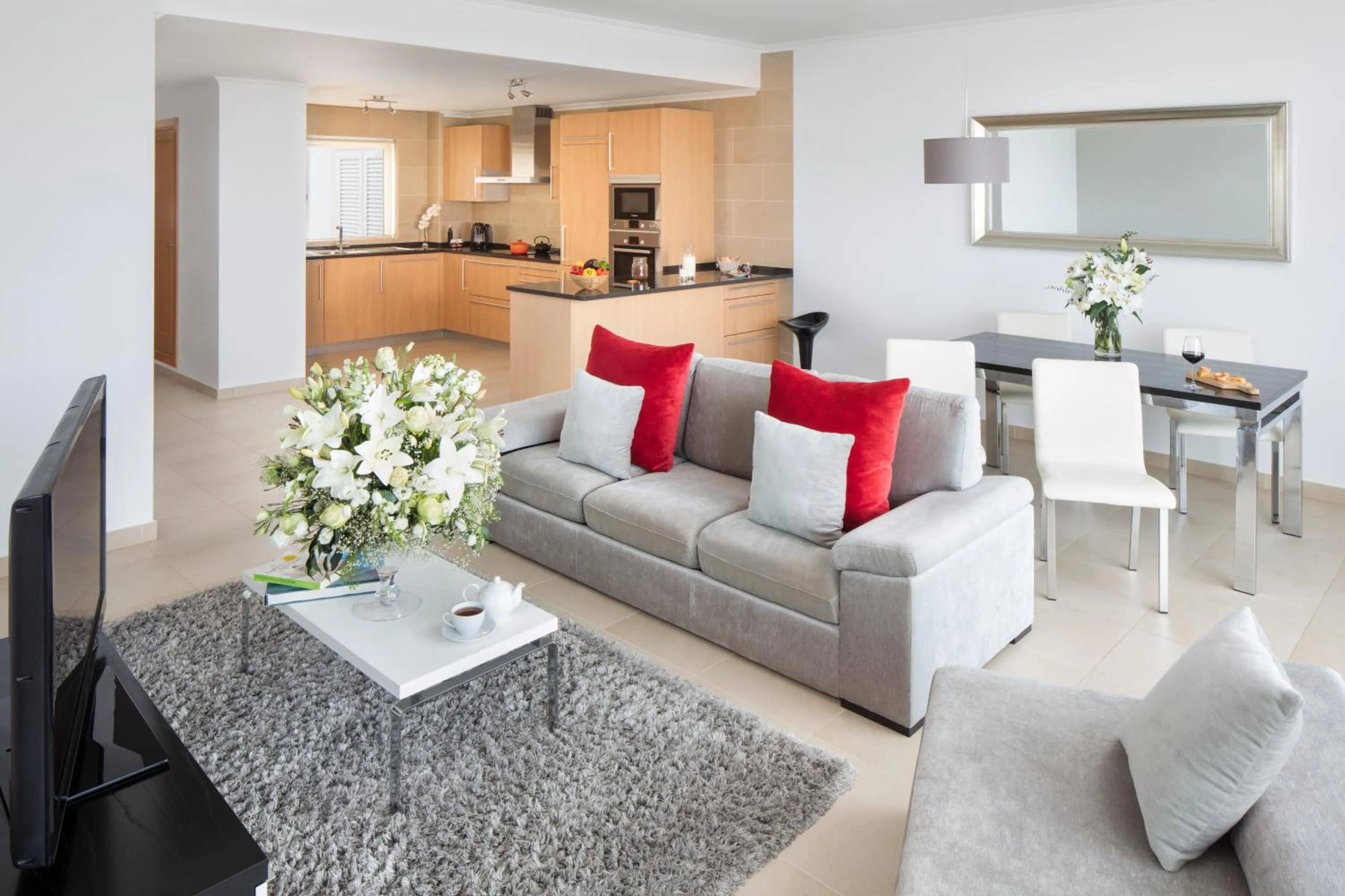 TV and multimedia in The Beachfront - Praia D'El Rey Golf & Beach Resort