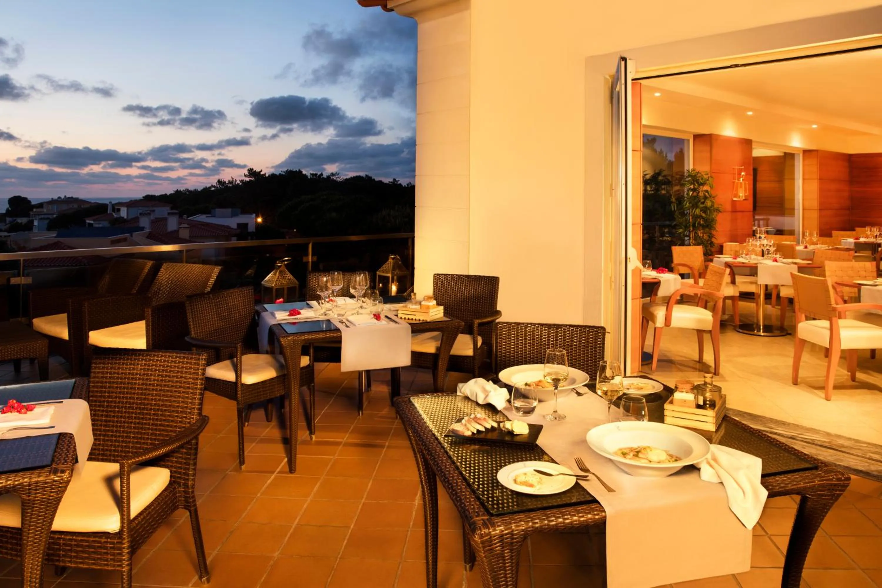 Restaurant/places to eat in The Beachfront - Praia D'El Rey Golf & Beach Resort