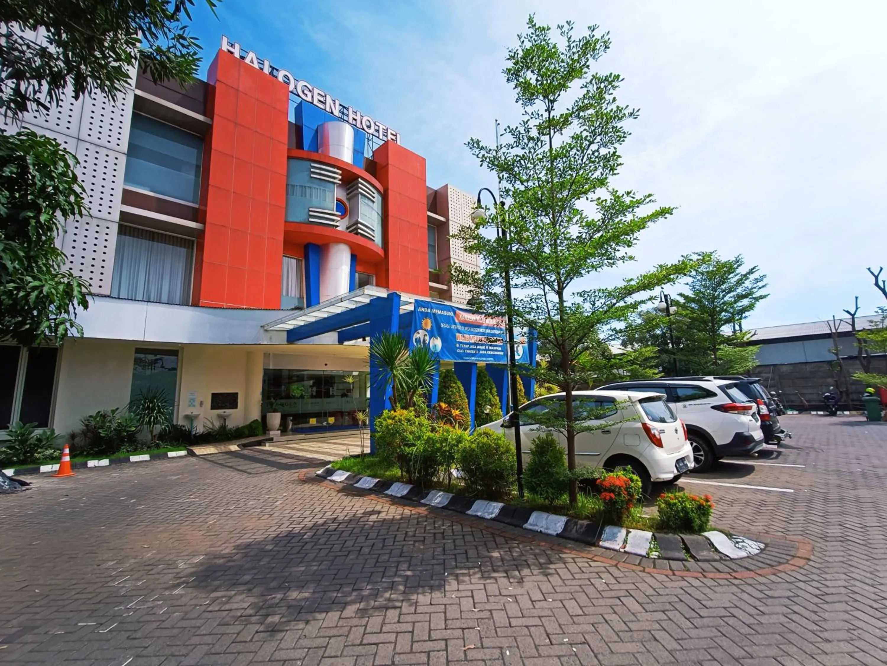 Halogen Hotel Airport Surabaya