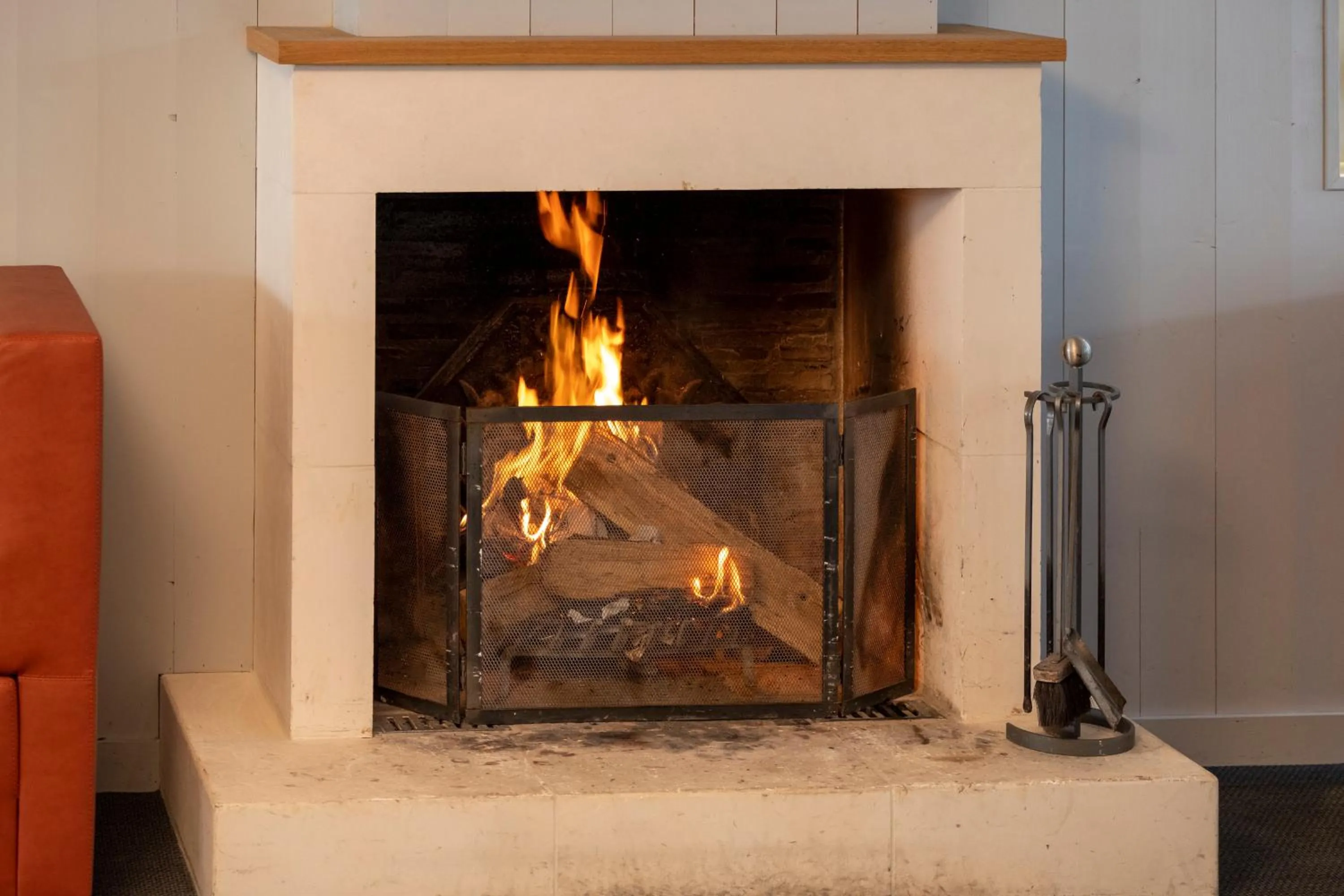 Lounge or bar in Thalacap Île de Ré - Thalasso & Spa