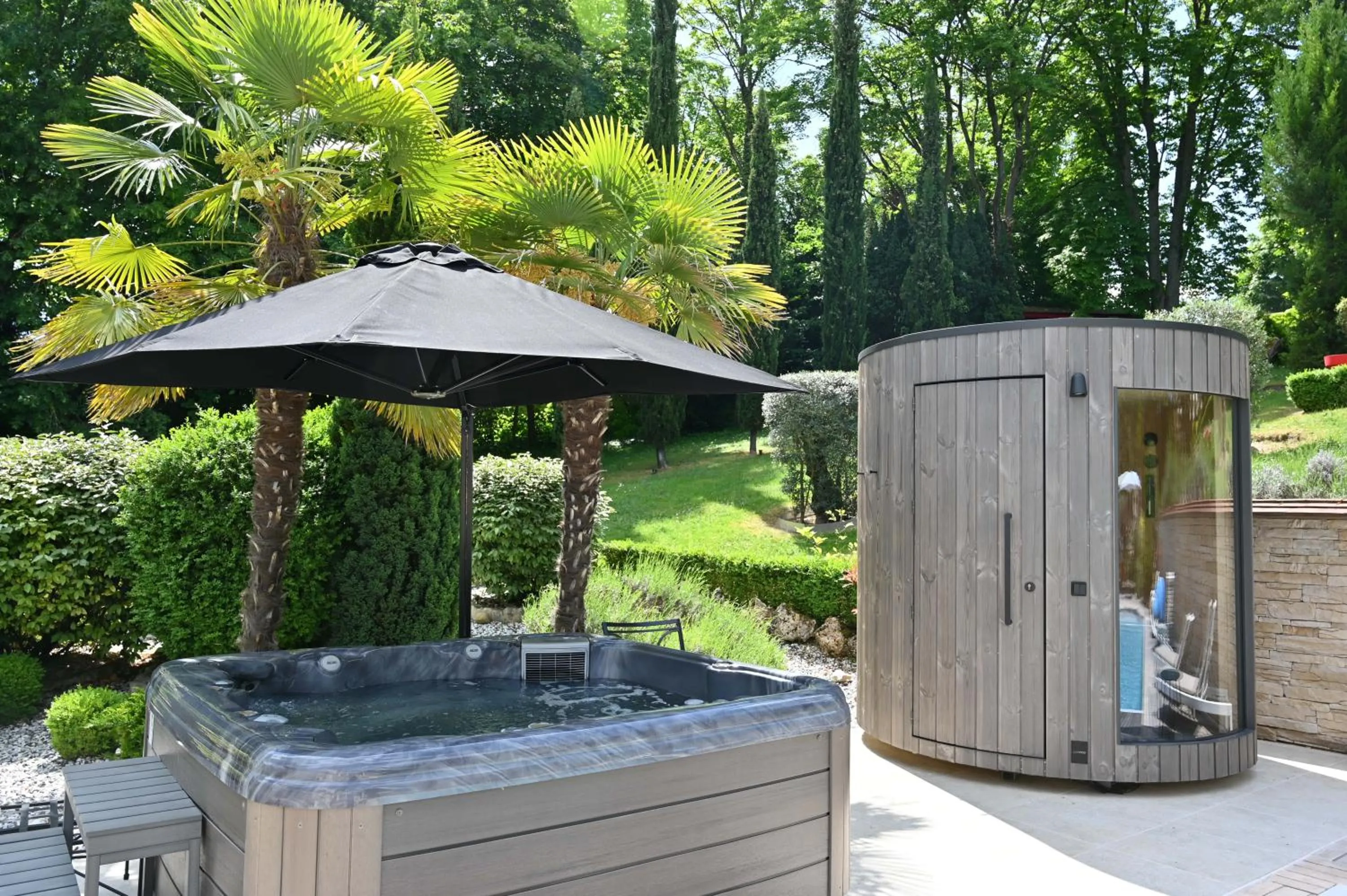 Sauna in Hôtel La Villa Eugene