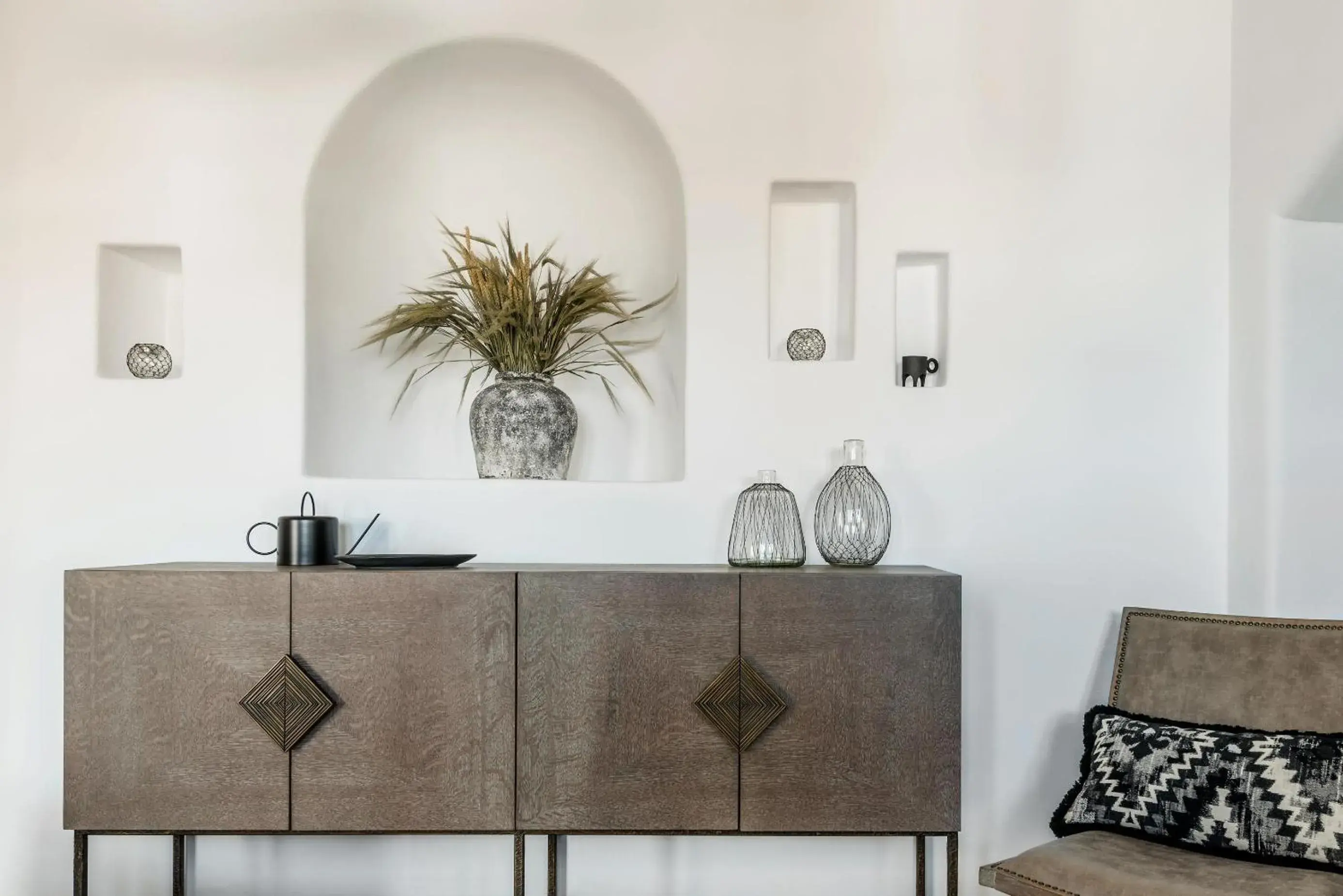 Property building in Virtu Suites Property building in Virtu Suites