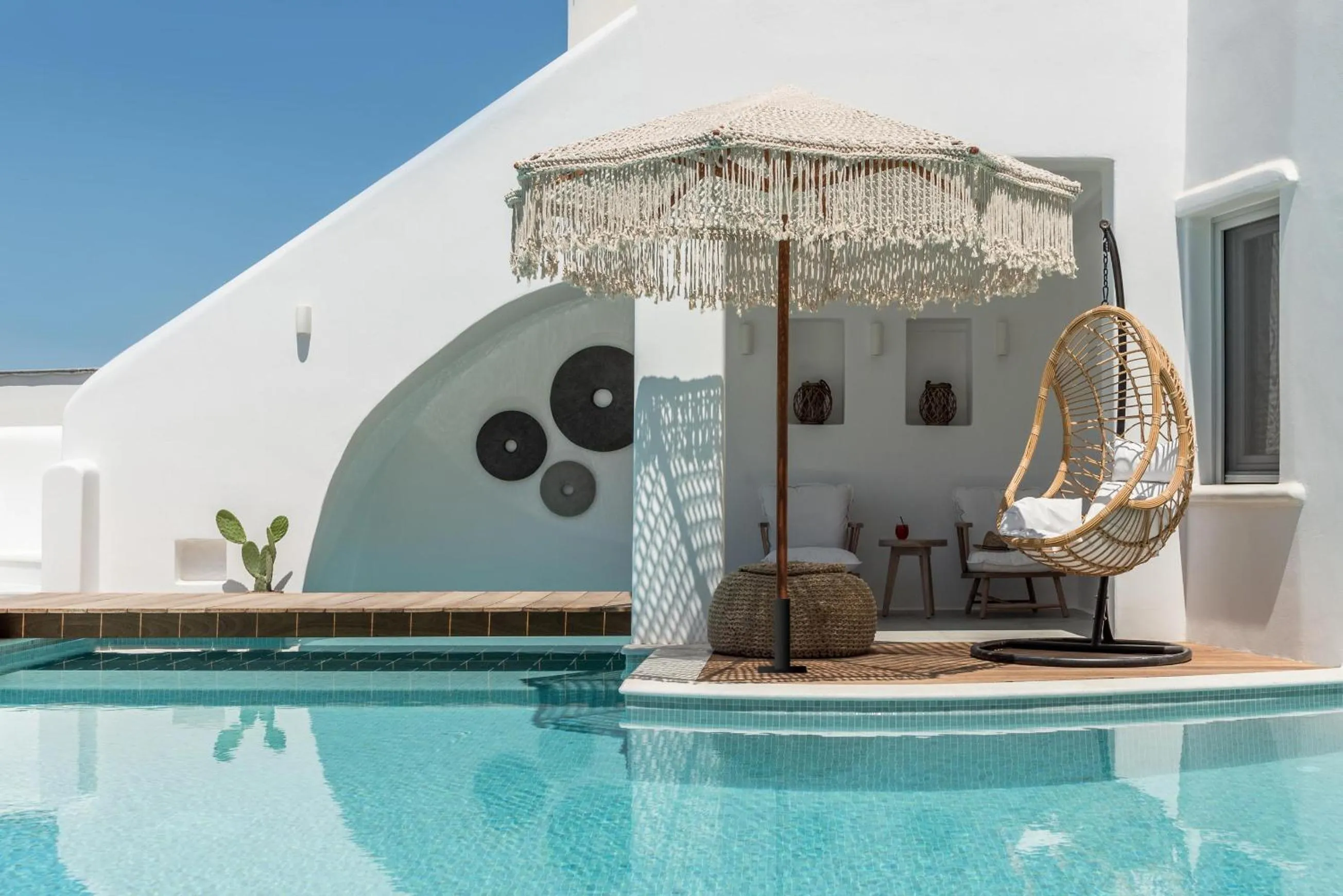 Shower in Virtu Suites