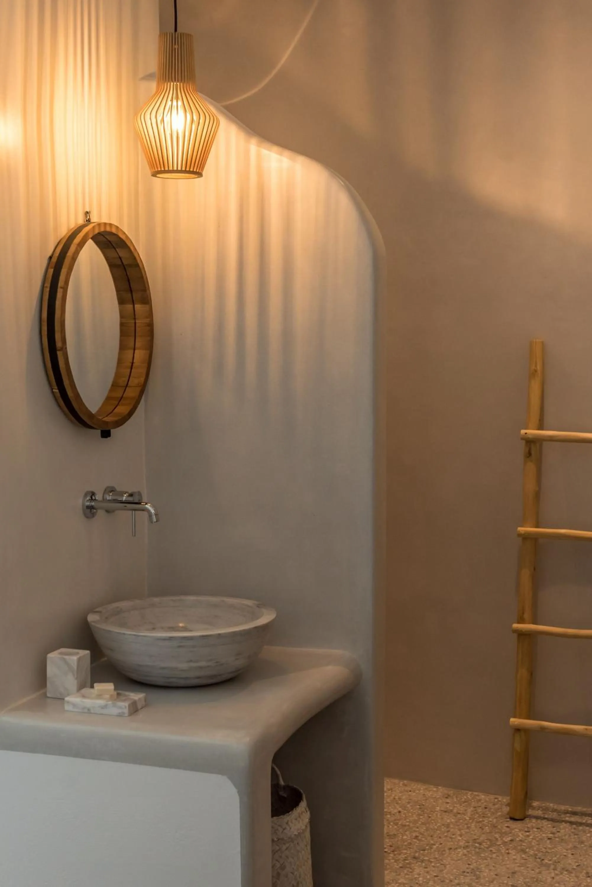 Shower in Virtu Suites