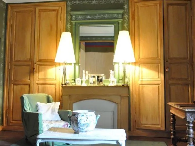 Bedroom in La Marronniere