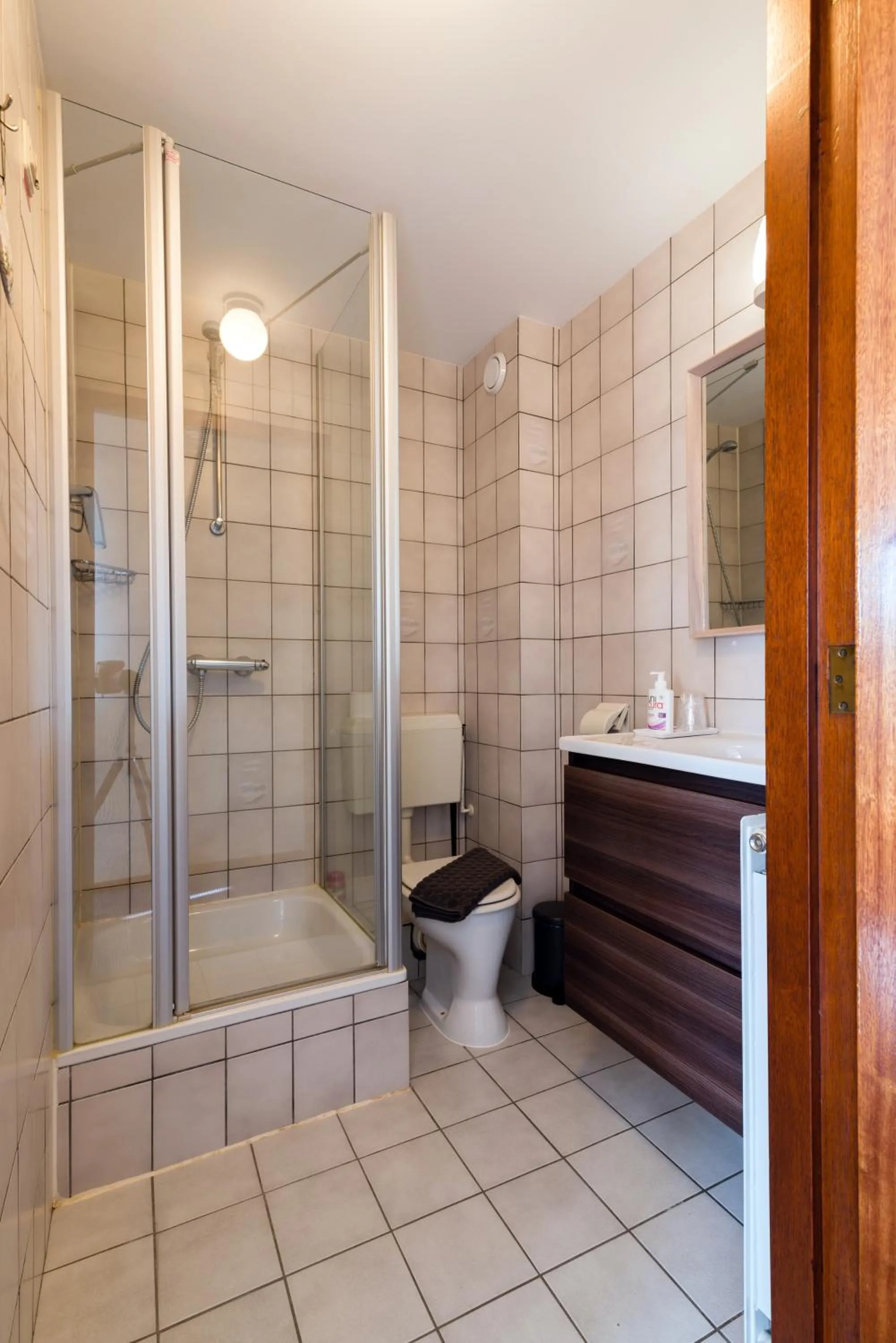 Bathroom in B&B Bie Janssen