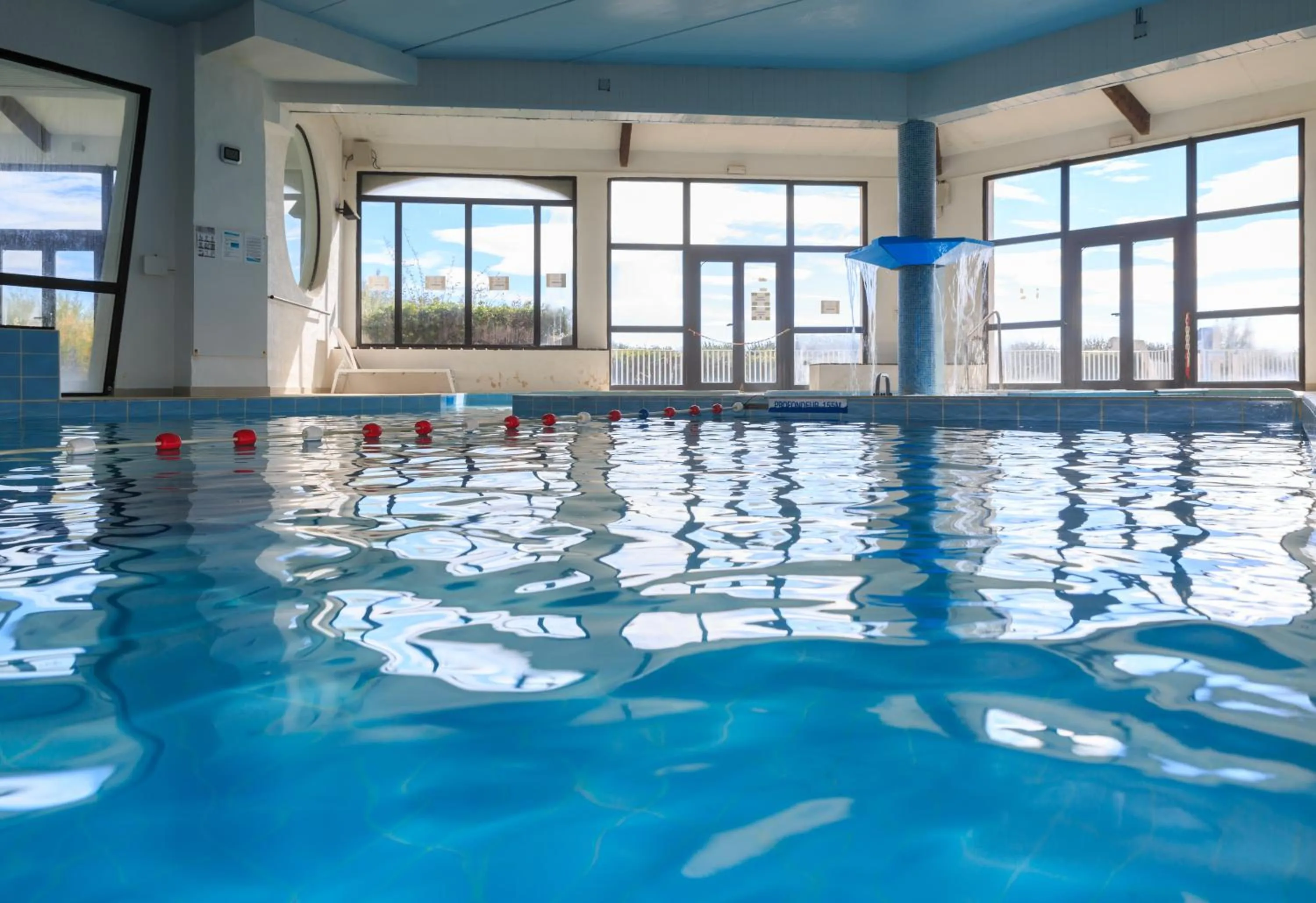 Swimming pool in Thalacap Camargue