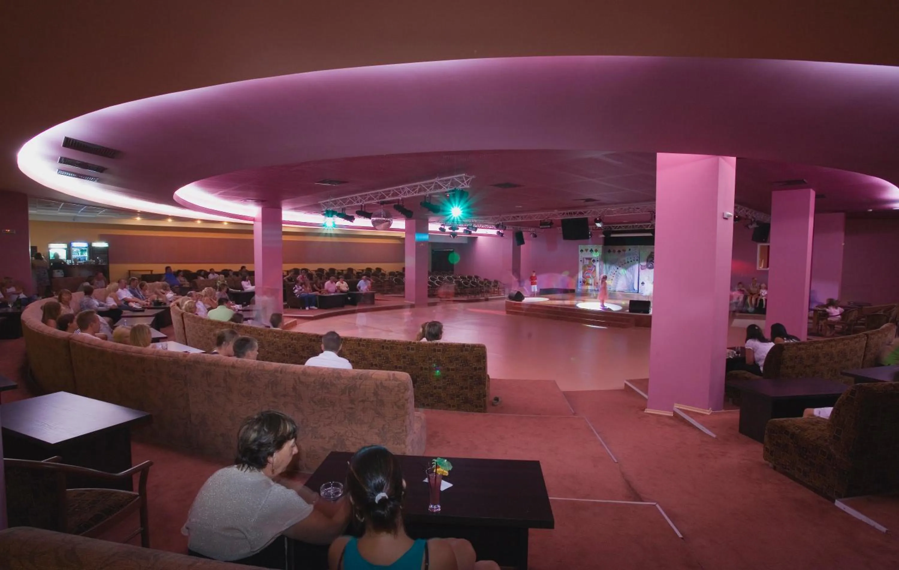 Lounge or bar in DIT Majestic Beach Resort