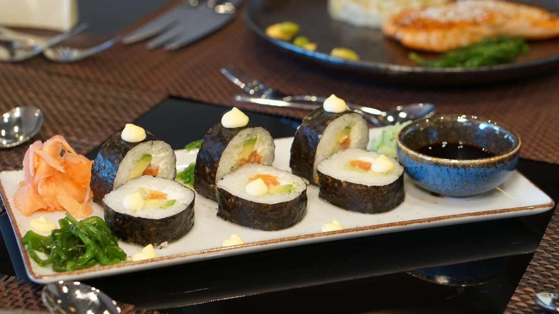 Restaurant/places to eat in DIT Majestic Beach Resort