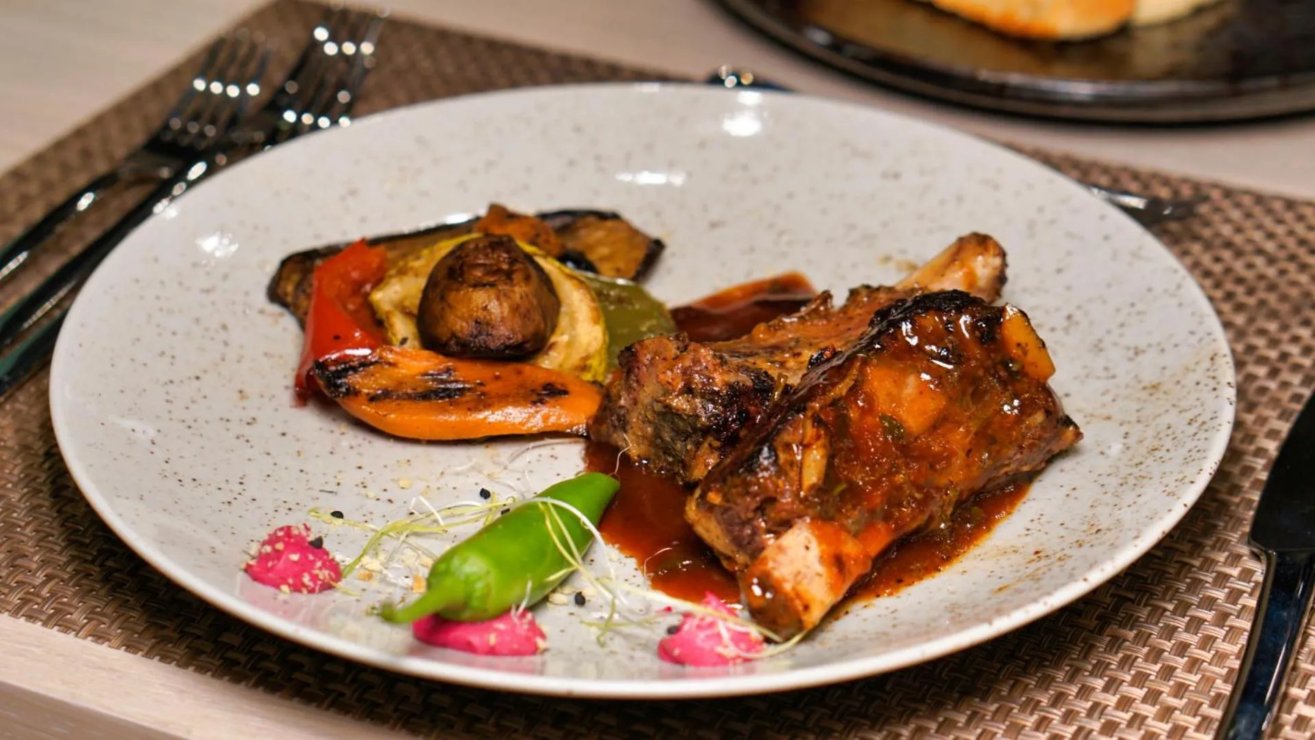 Restaurant/places to eat in DIT Majestic Beach Resort