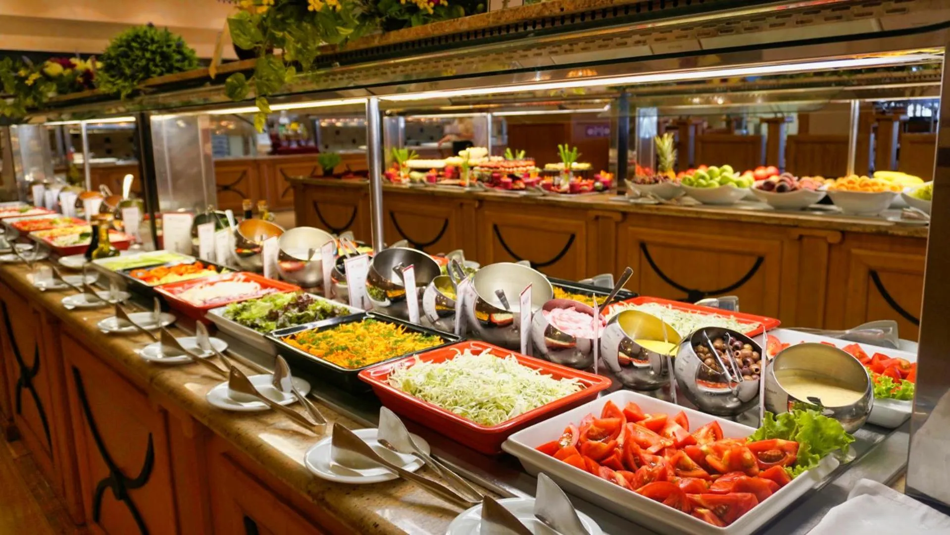 Restaurant/places to eat in DIT Majestic Beach Resort