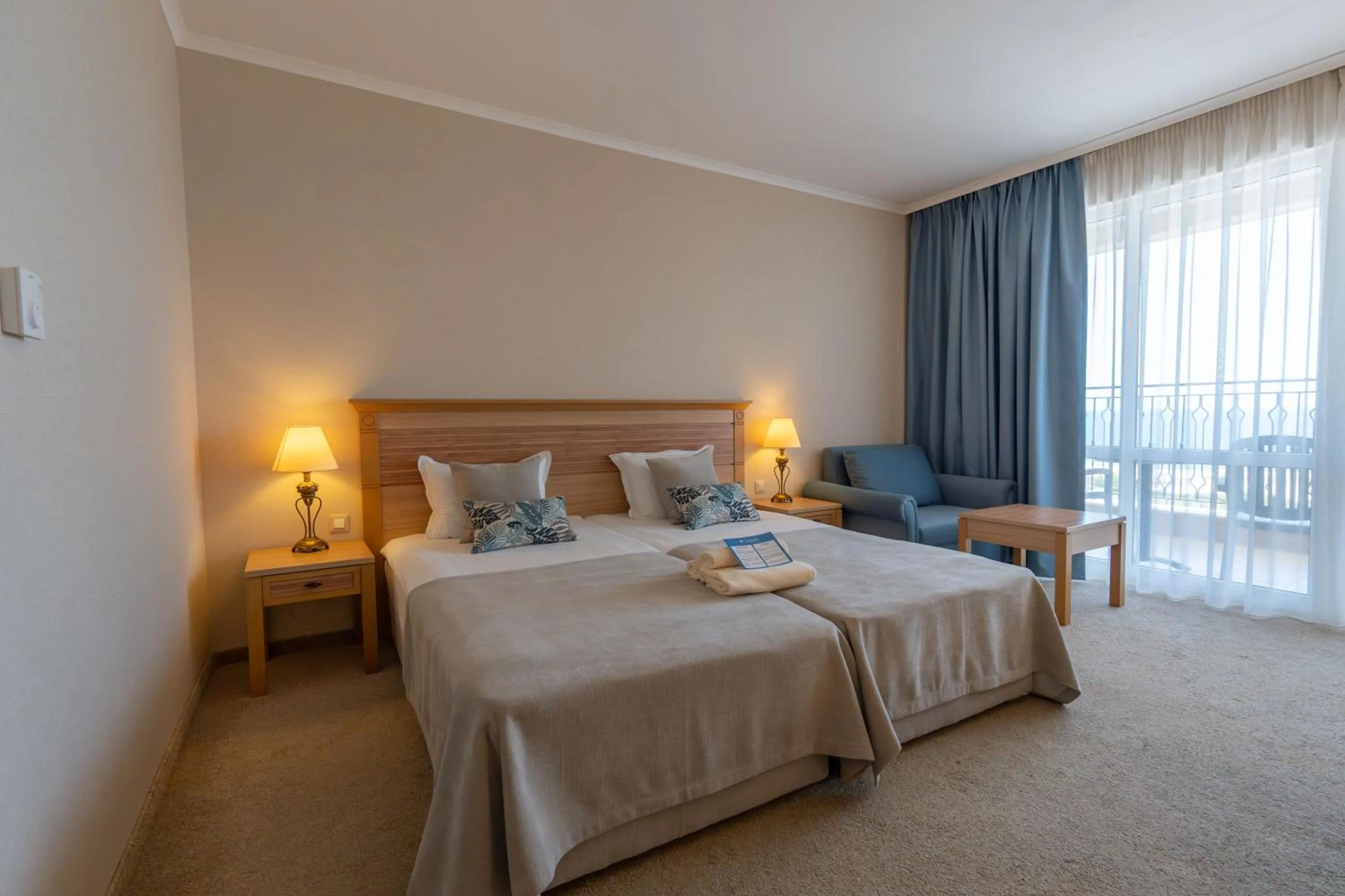 Bed in DIT Majestic Beach Resort