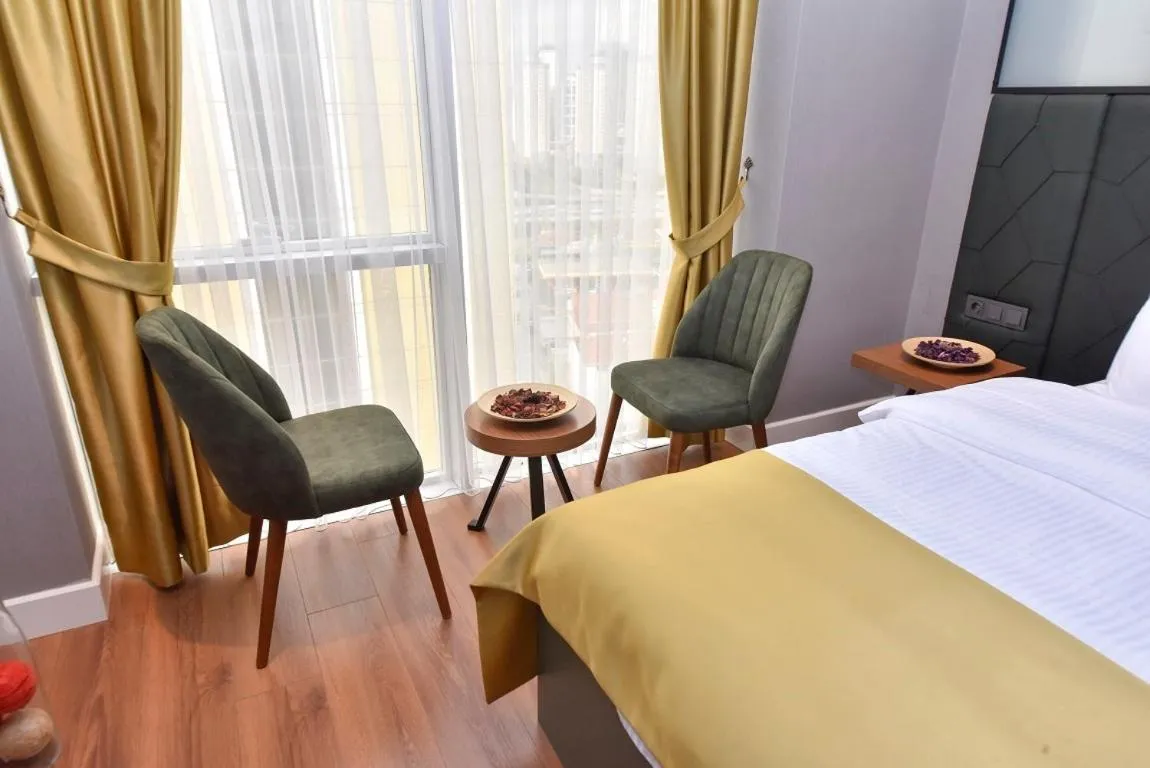 Photo of the whole room, Bed in Atacity Hotel