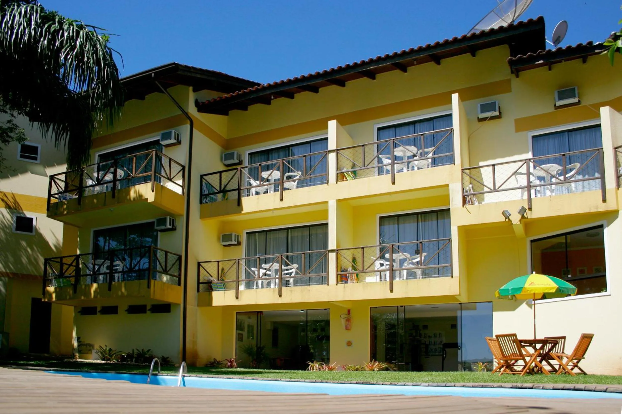 Pool view in Pousada Aquarela de Bombinhas