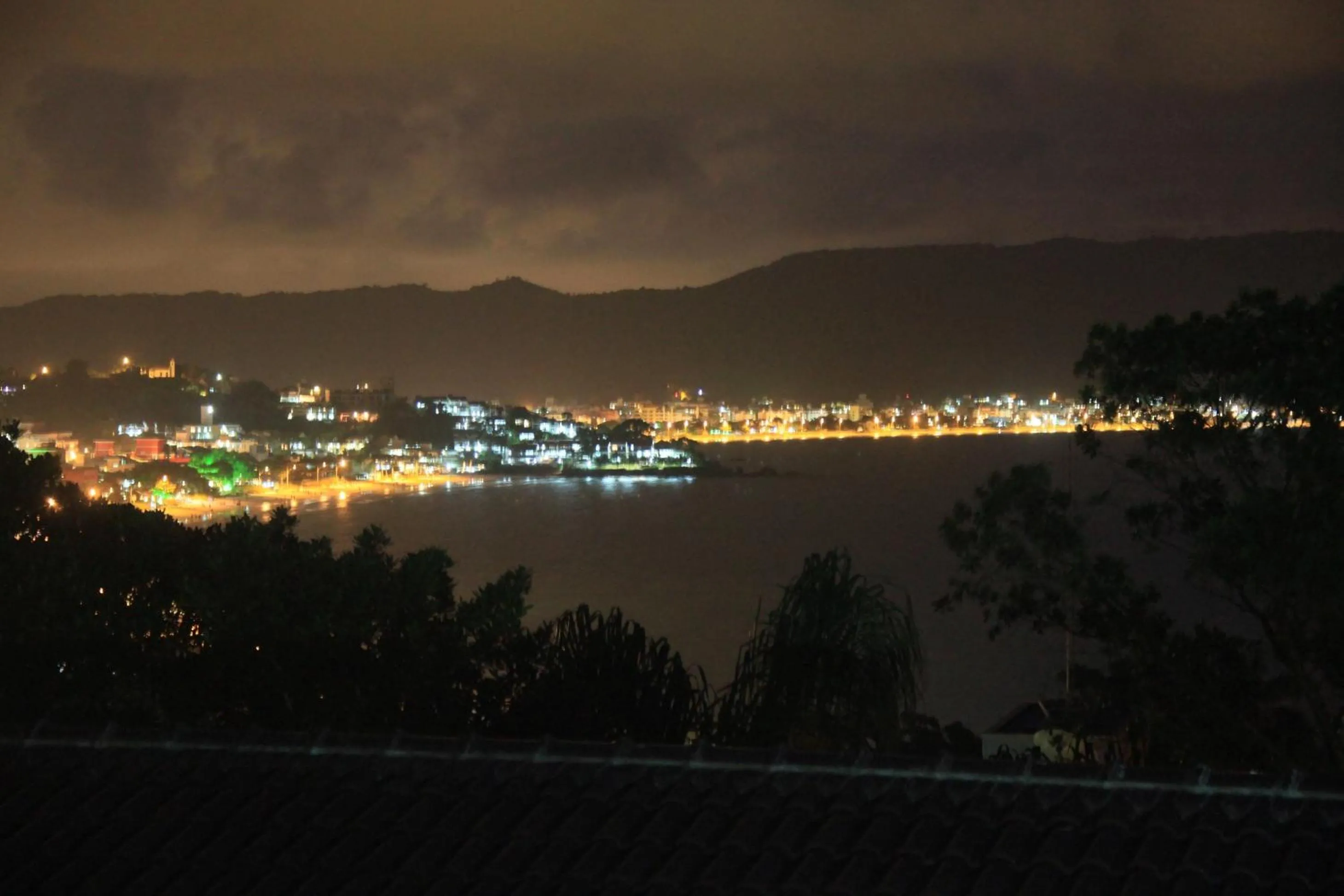 Night in Pousada Aquarela de Bombinhas