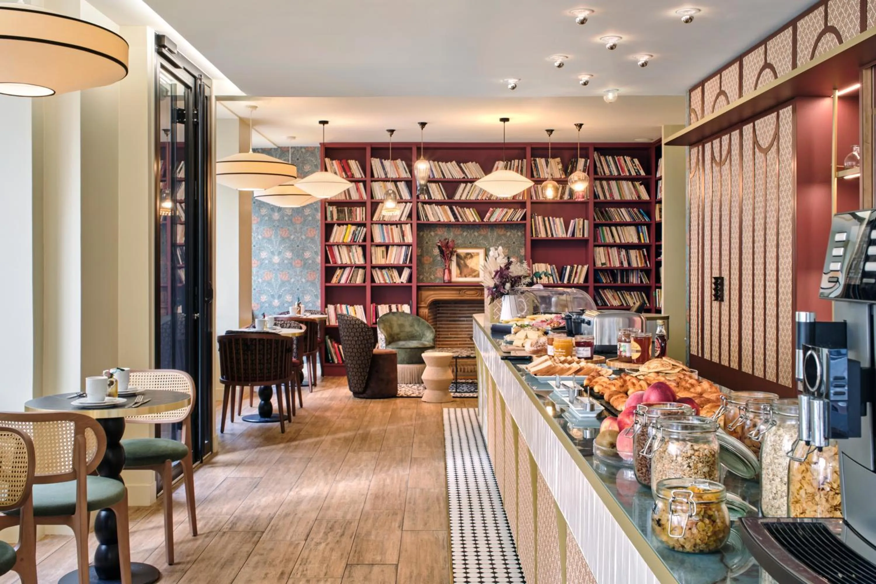 Breakfast in Hôtel Joséphine by Happyculture