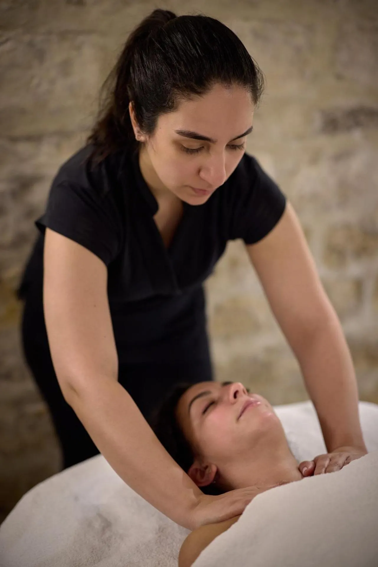 Massage in Hôtel Joséphine by Happyculture