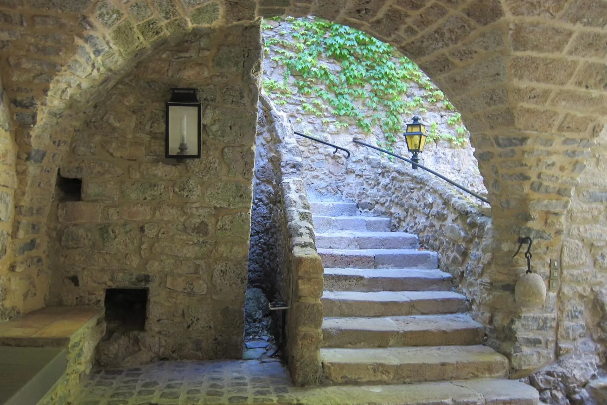 Property building in Châteauzen