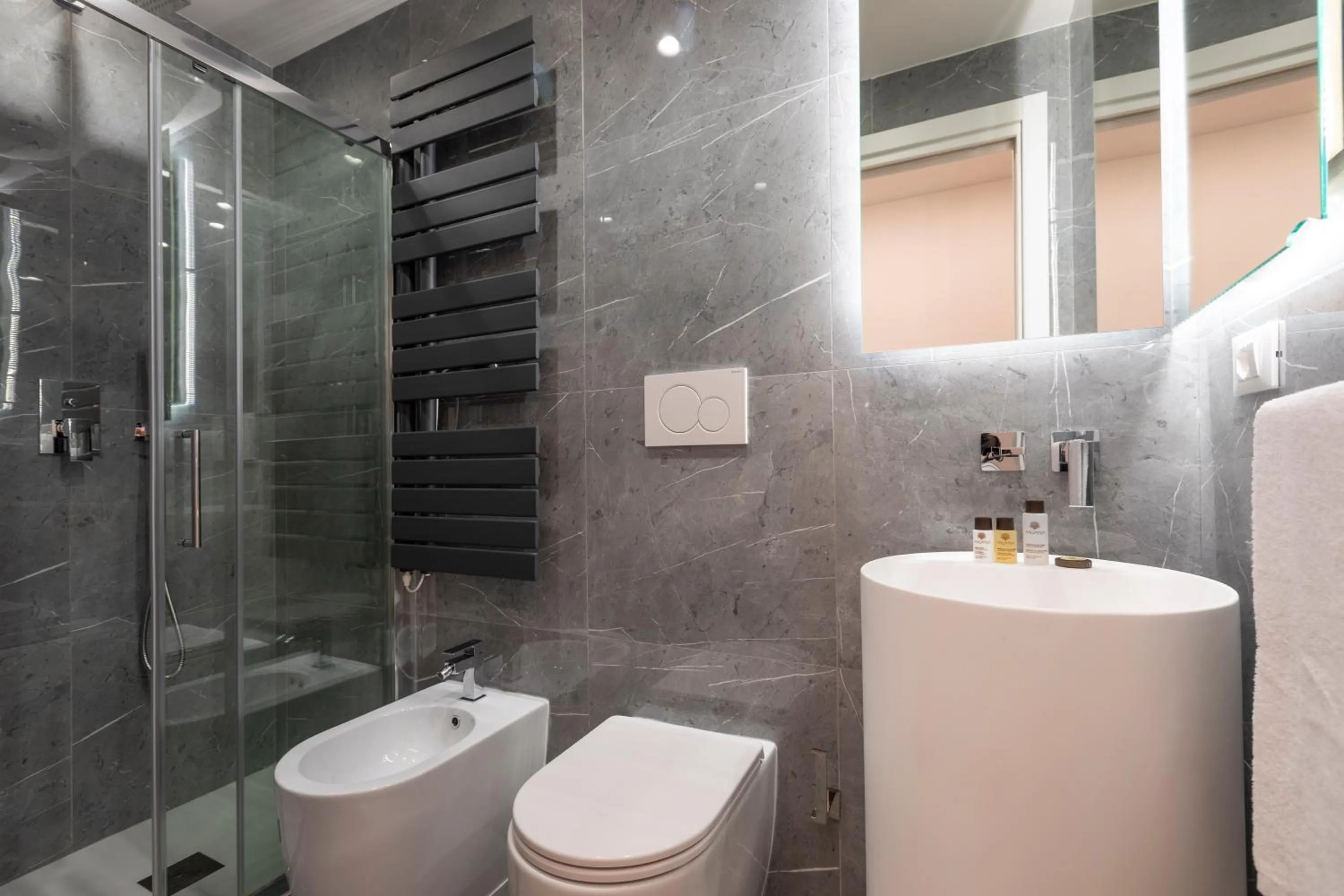 Shower in Louly Trevi Fountain